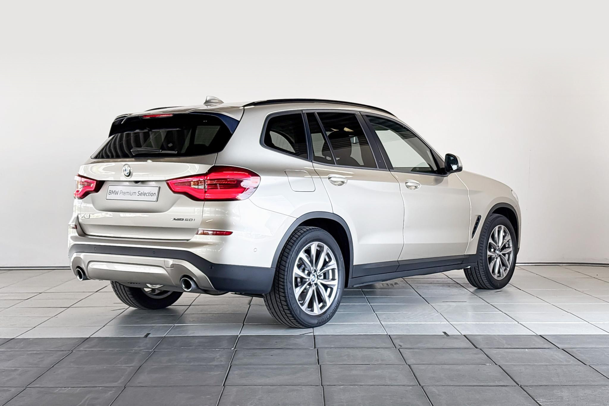 Foto van BMW X3 Xdrive20i