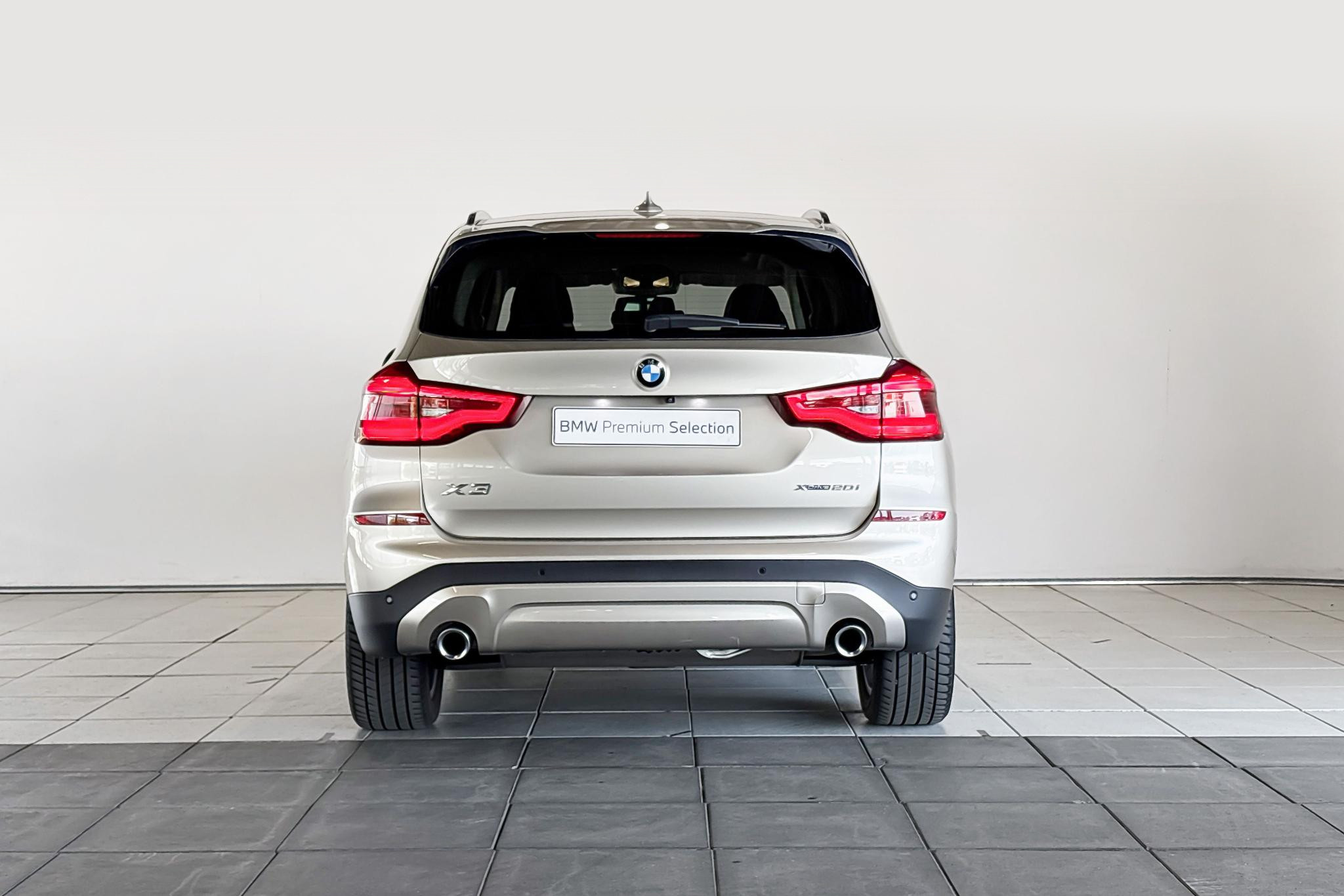 Foto van BMW X3 Xdrive20i