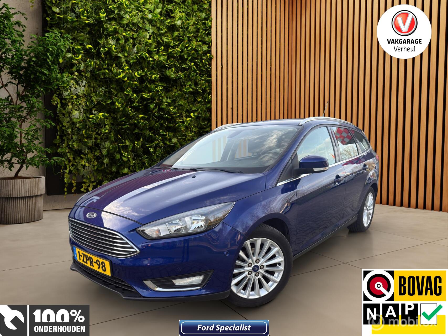 Ford Focus 1.0 Titanium Edition|125Pk|Trekhaak|Navi 2015 - voorkant