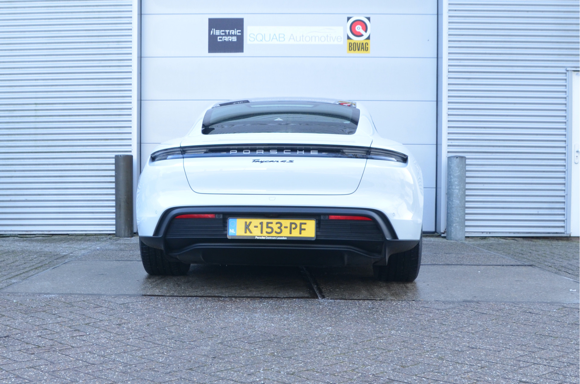 Foto van Porsche Taycan 4s