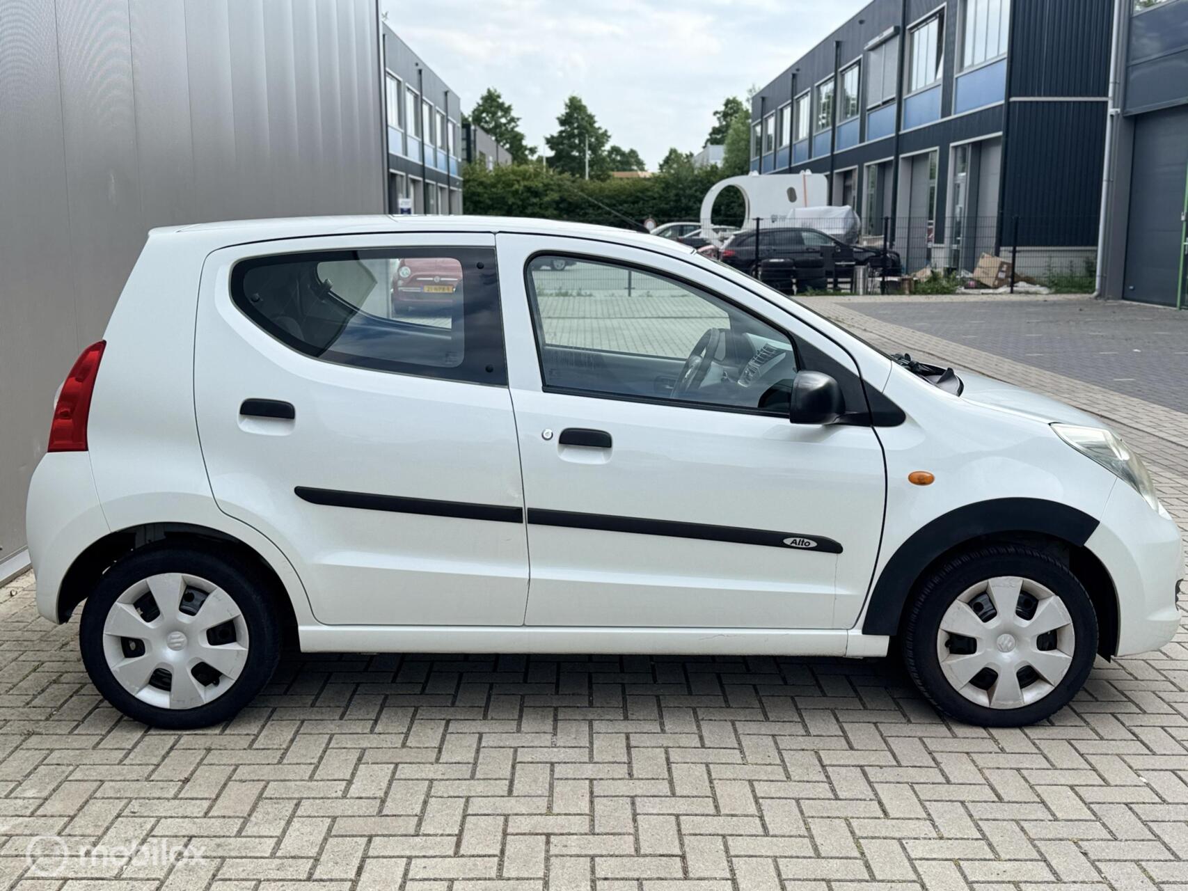 Foto van Suzuki Alto