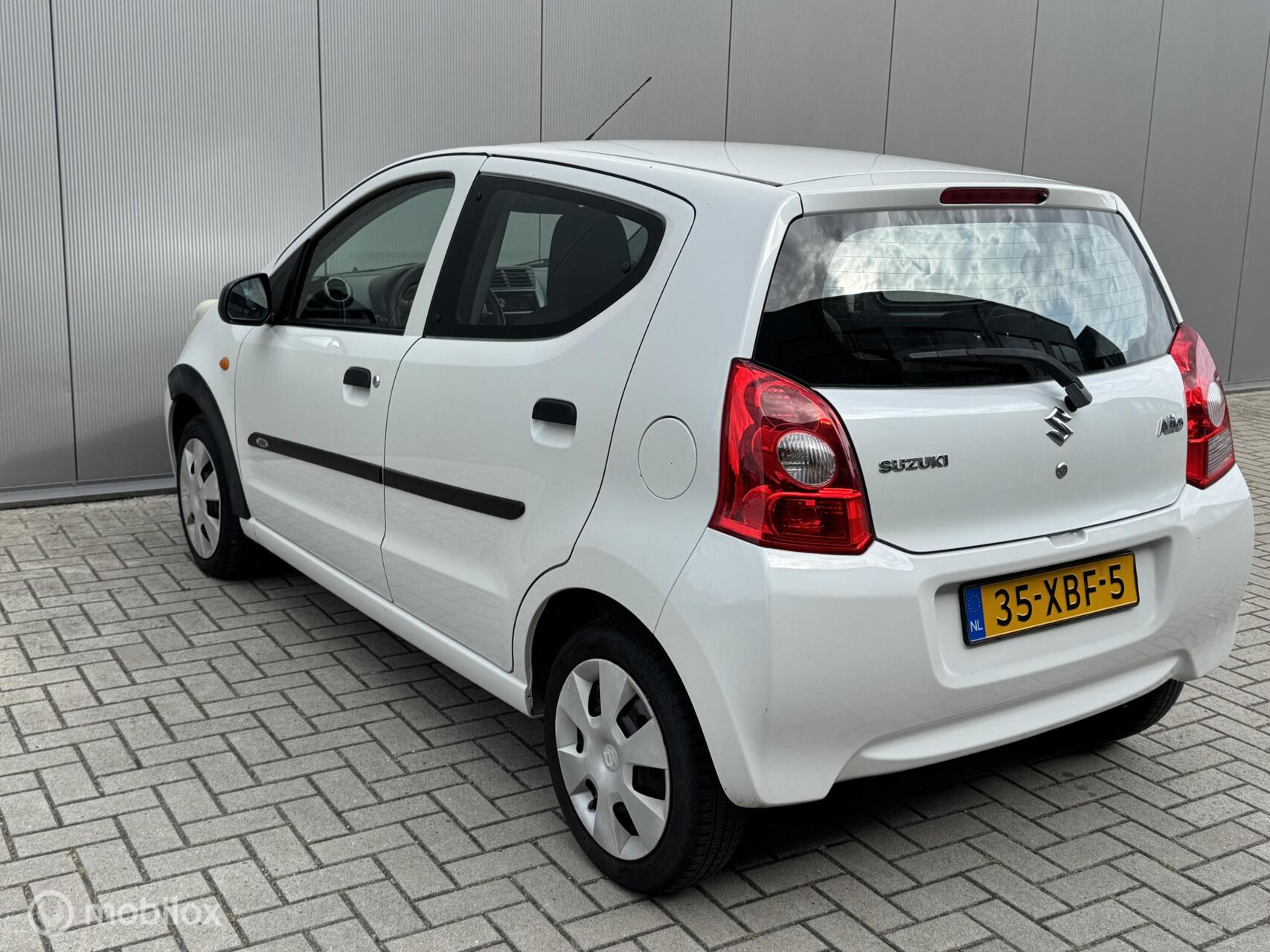 Foto van Suzuki Alto