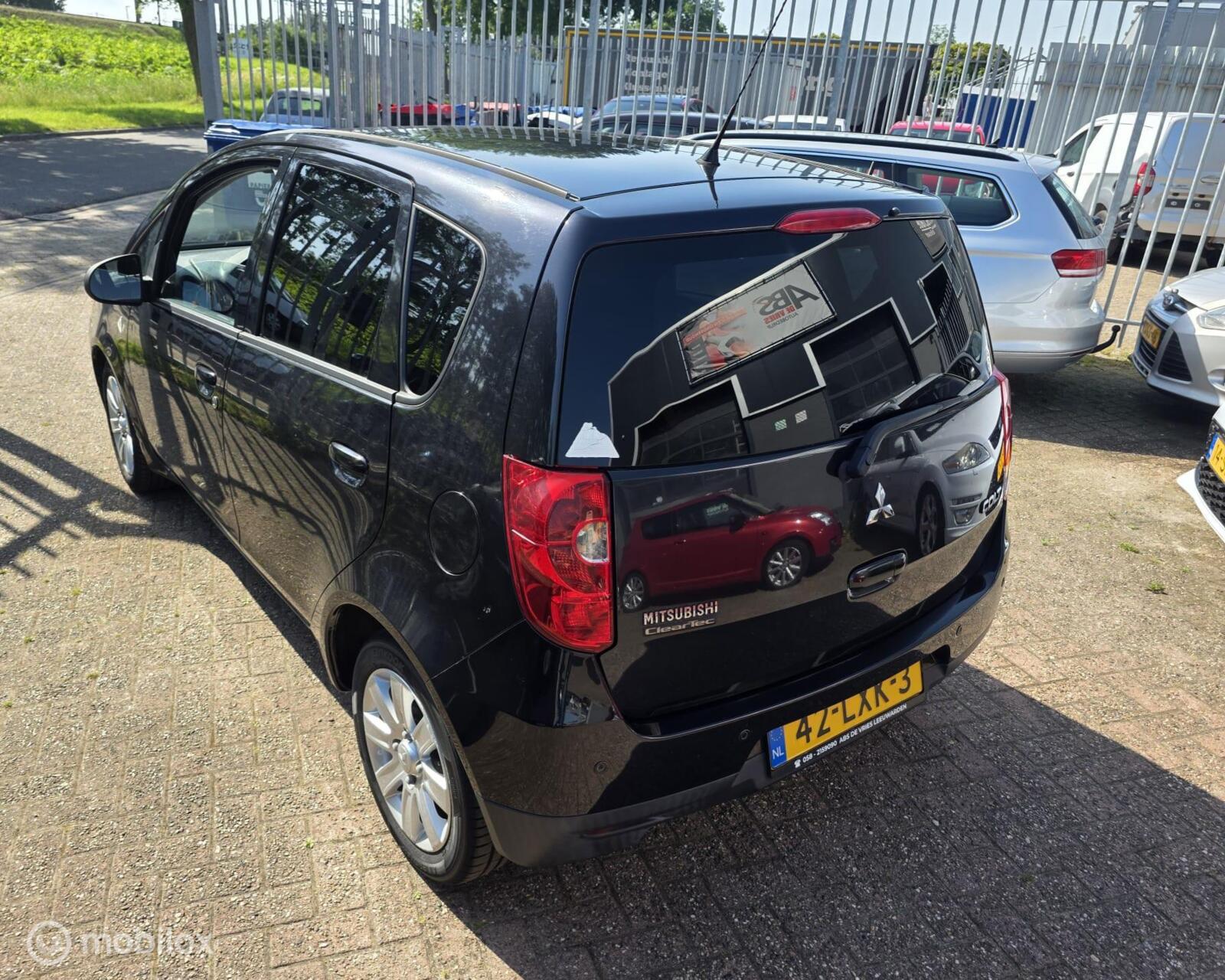 Foto van Mitsubishi Mitsubishi Colt