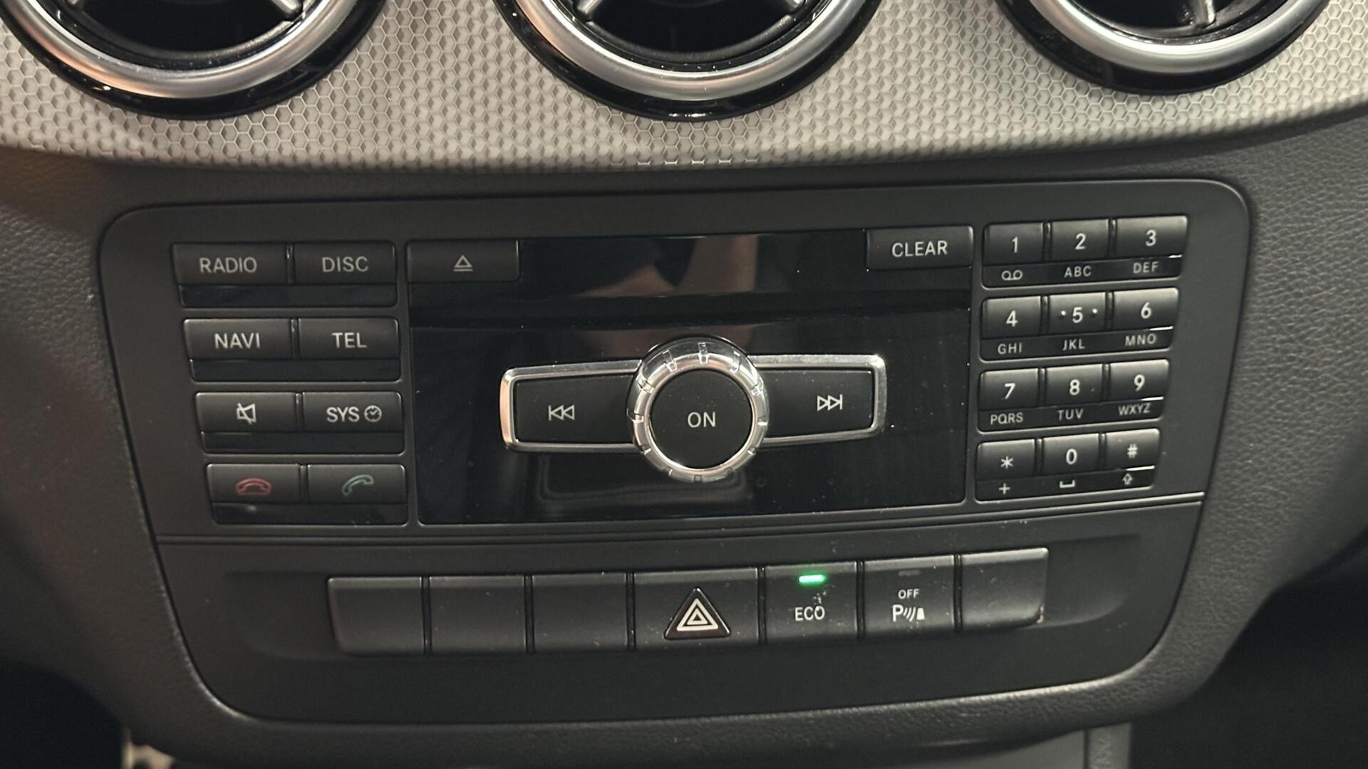 Foto van Mercedes-Benz B 180