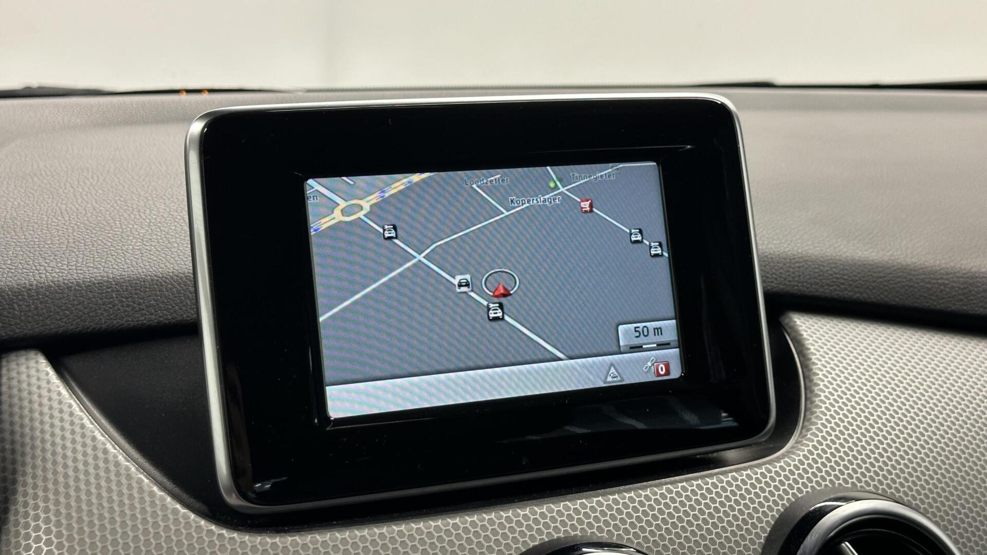 Foto van Mercedes-Benz B 180