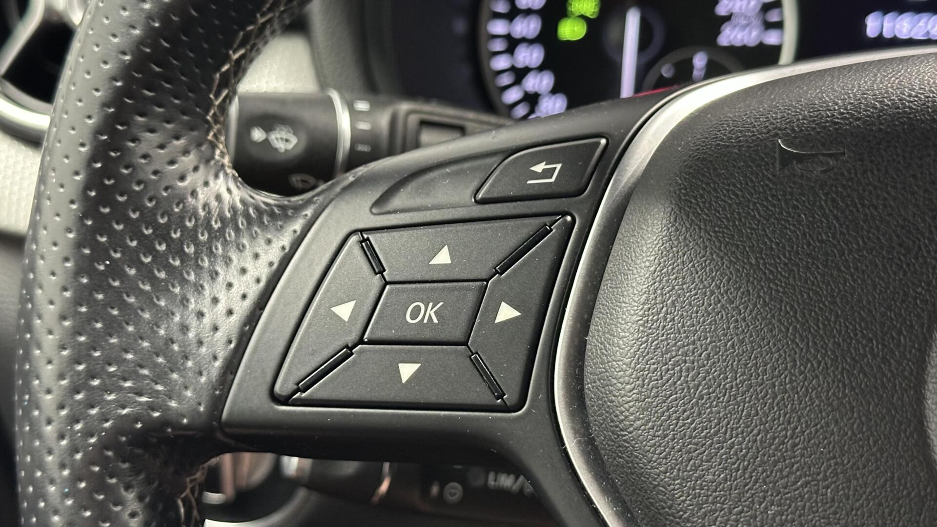 Foto van Mercedes-Benz B 180