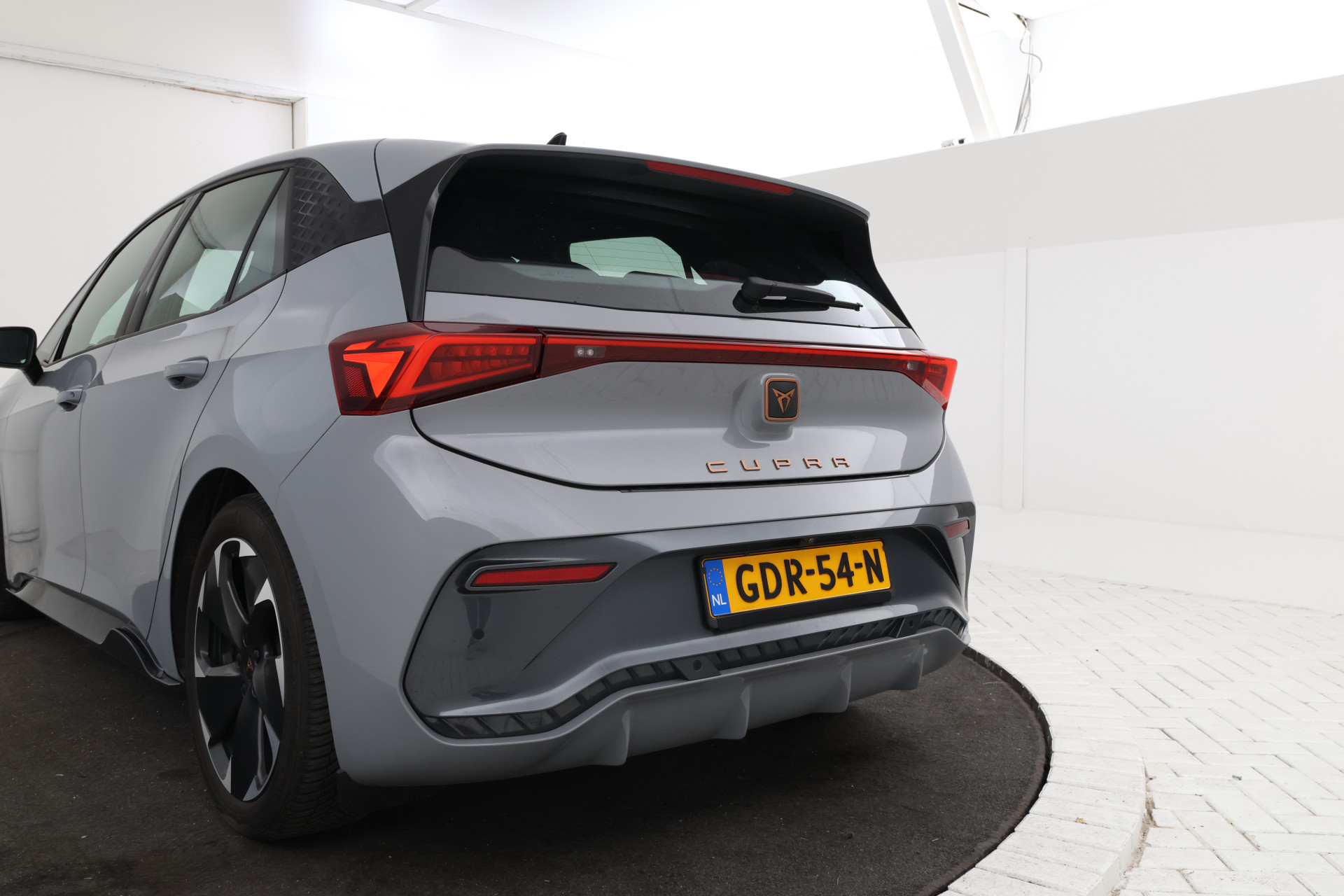 Foto van Cupra Born 150 KW 58/62 KWH