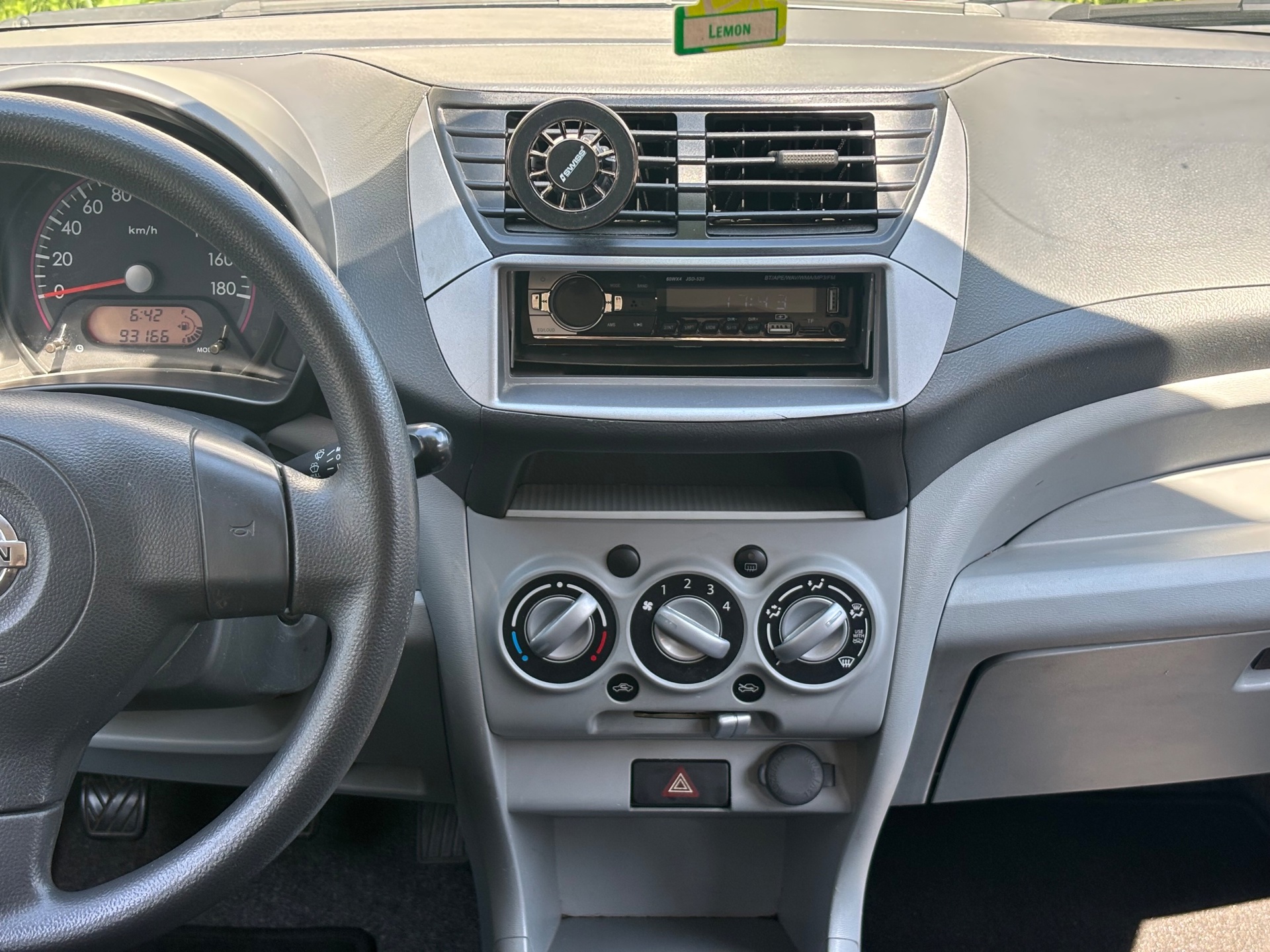 Foto van Nissan Nissan Pixo
