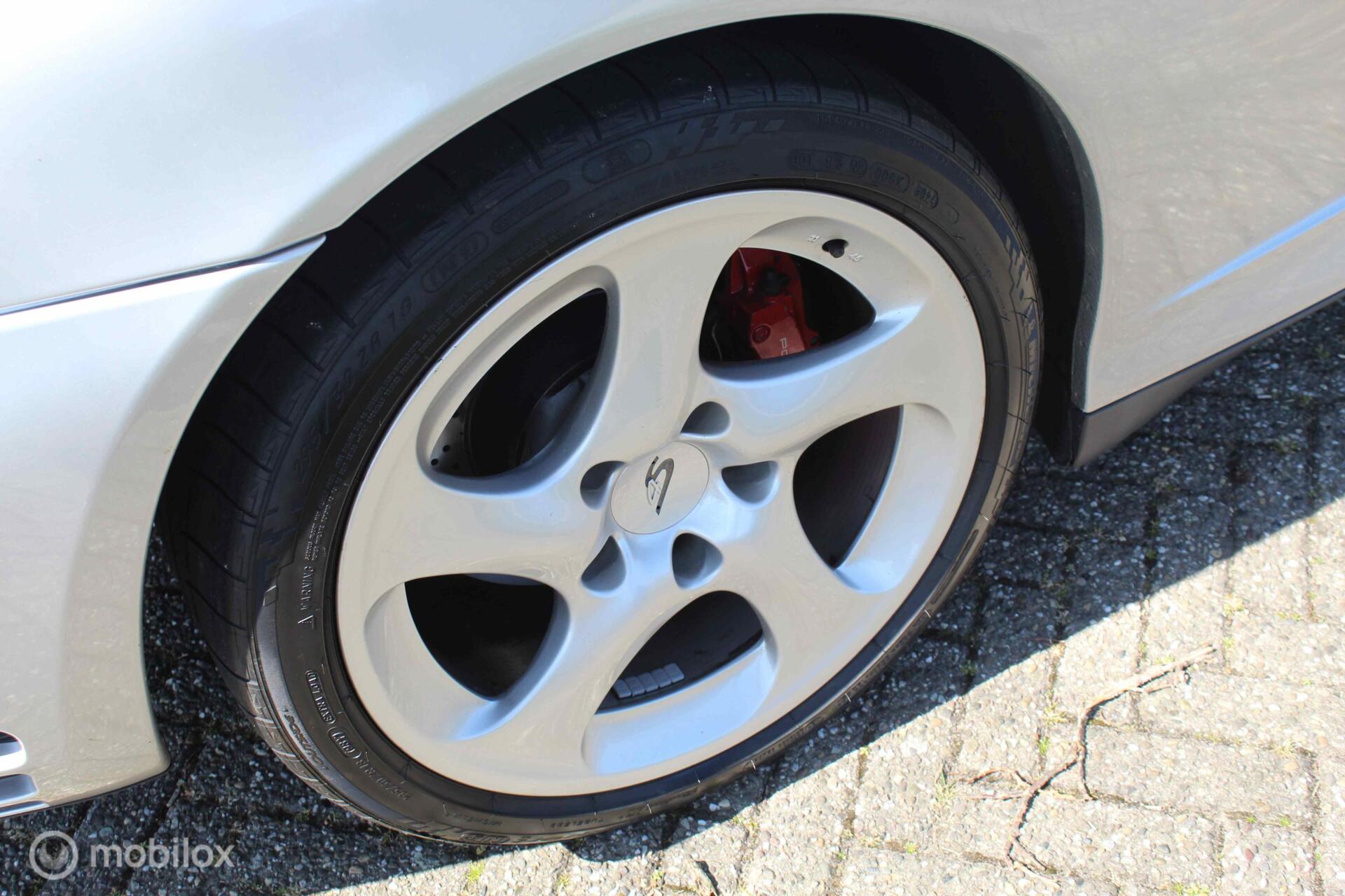 Foto van Porsche 911 Carrera 4s