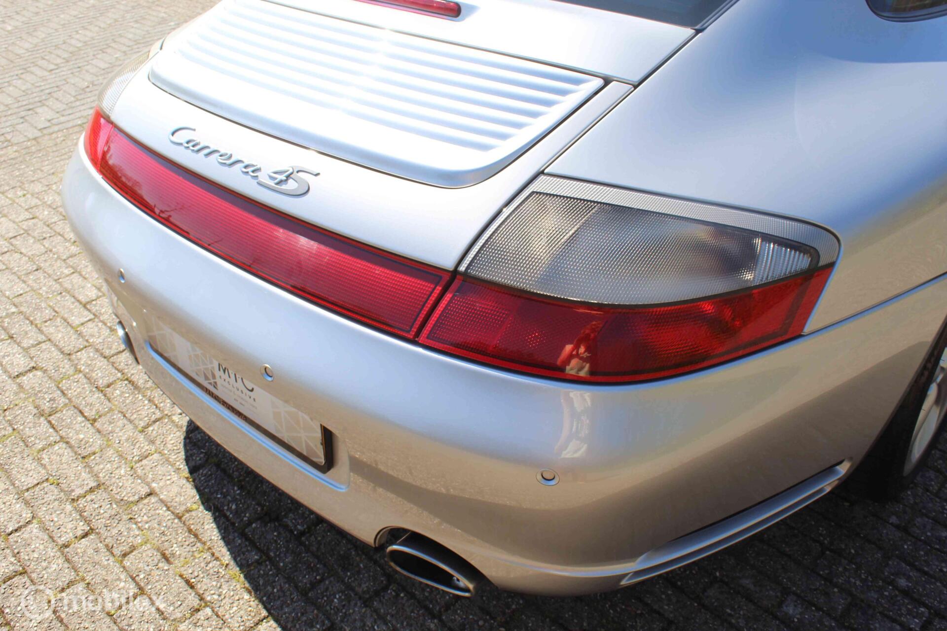 Foto van Porsche 911 Carrera 4s