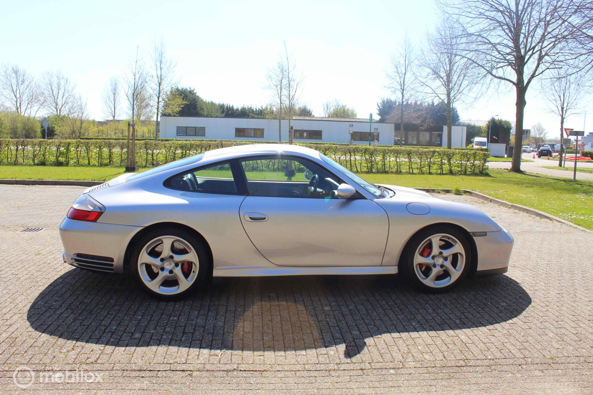 Foto van Porsche 911 Carrera 4s