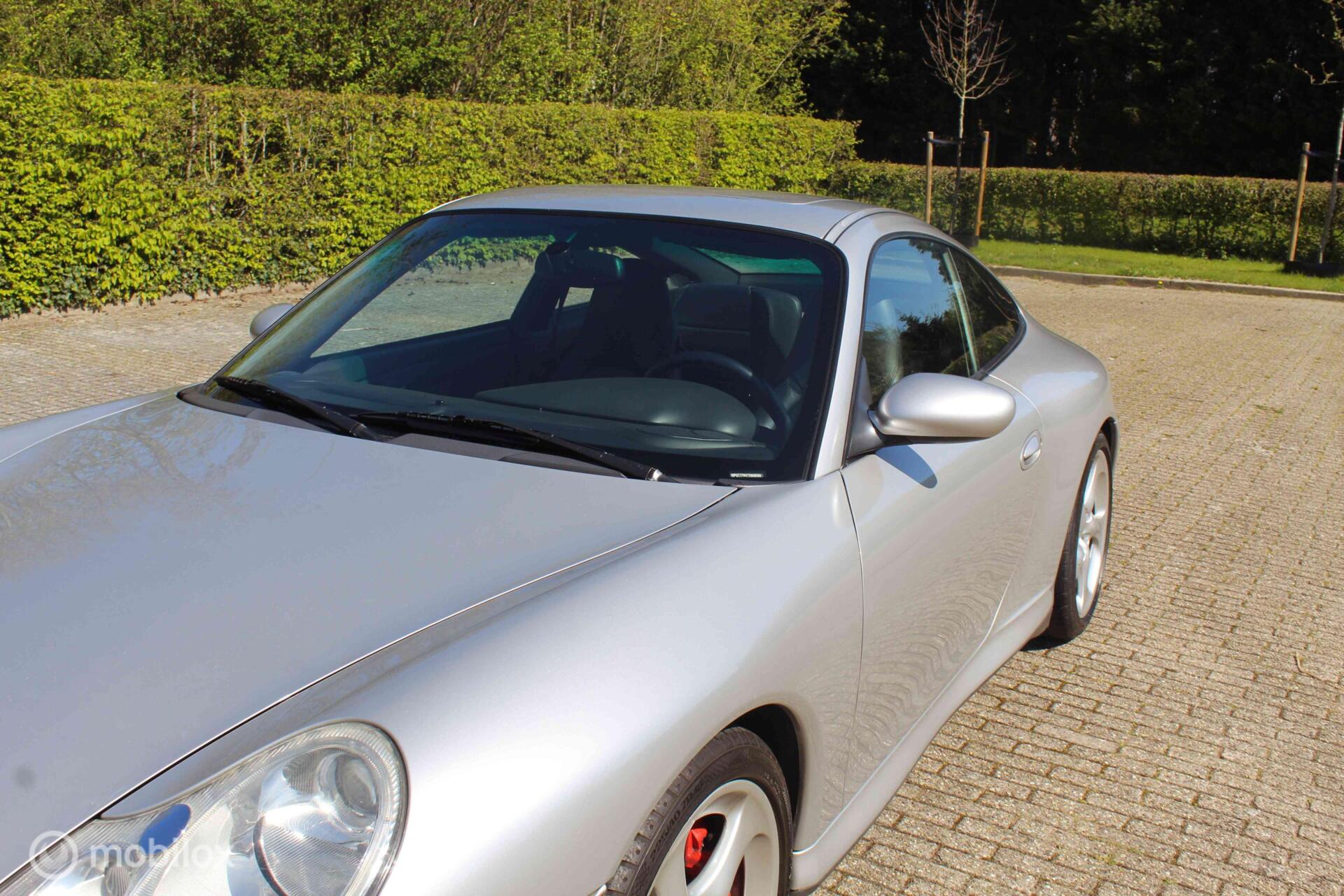 Foto van Porsche 911 Carrera 4s