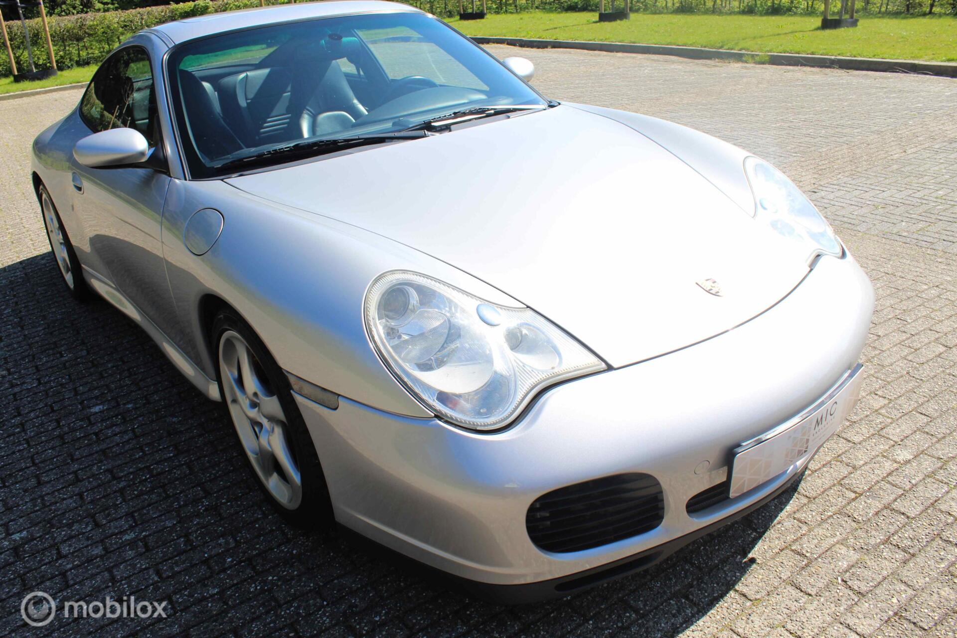 Foto van Porsche 911 Carrera 4s