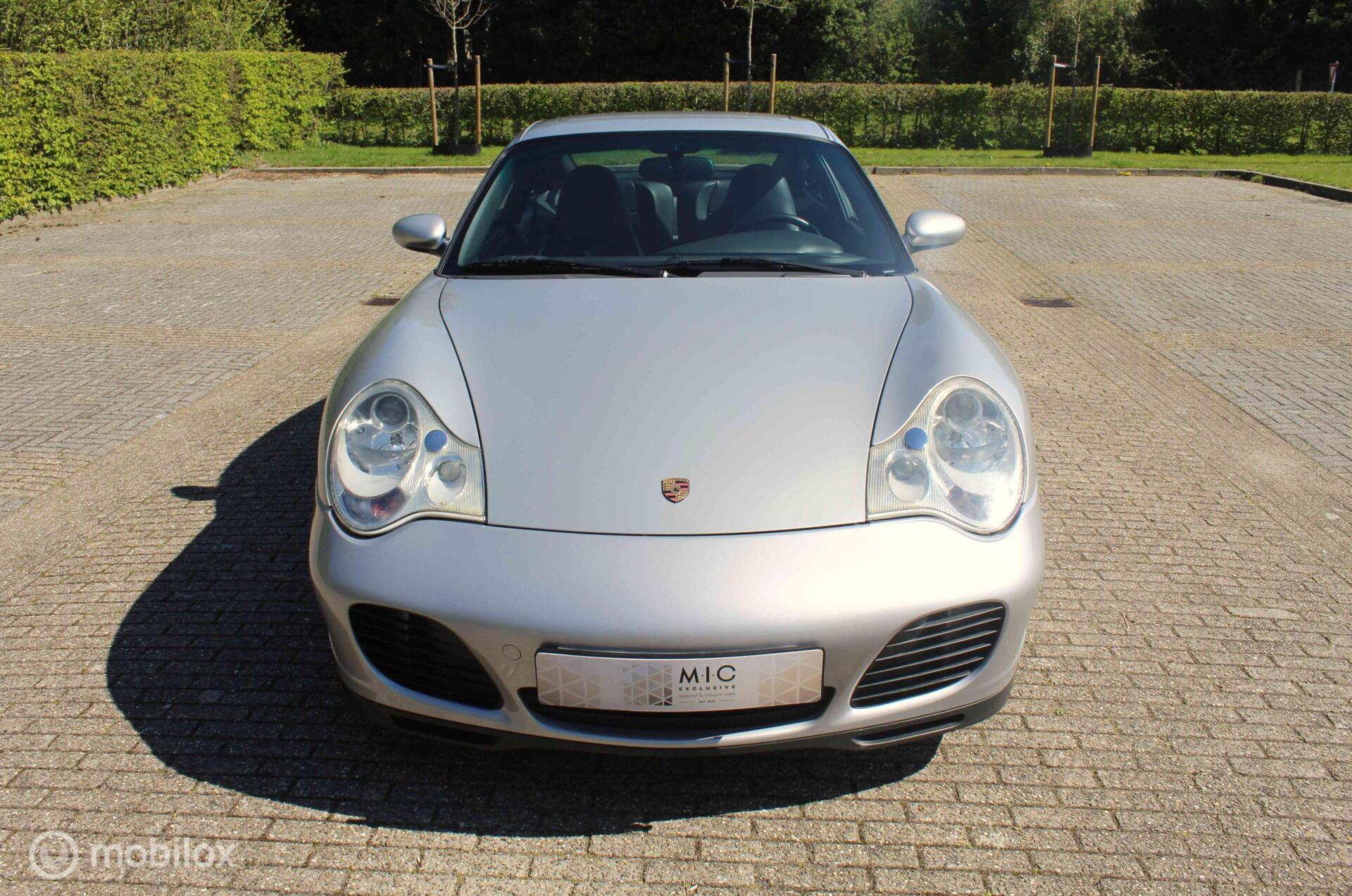 Foto van Porsche 911 Carrera 4s