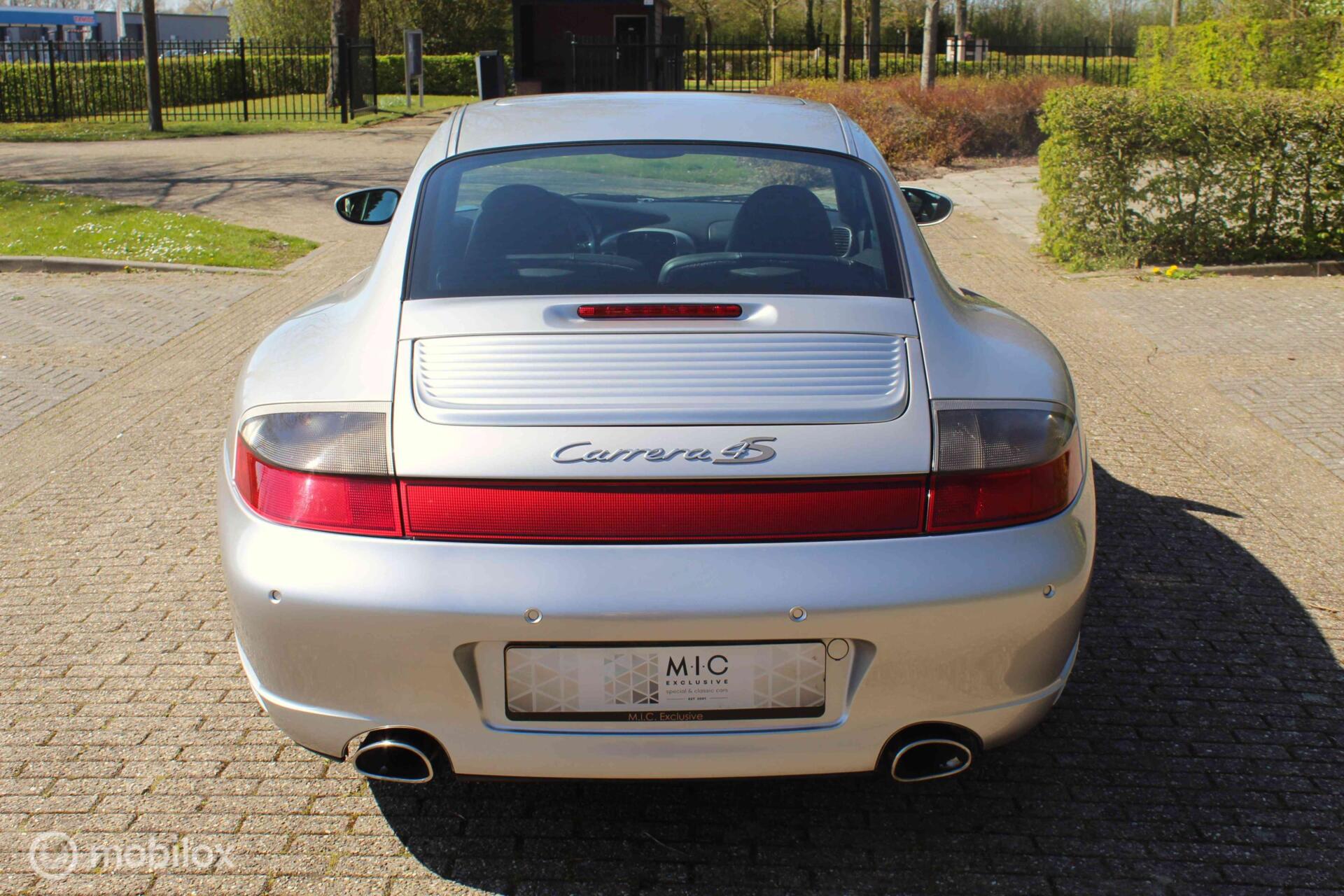 Foto van Porsche 911 Carrera 4s