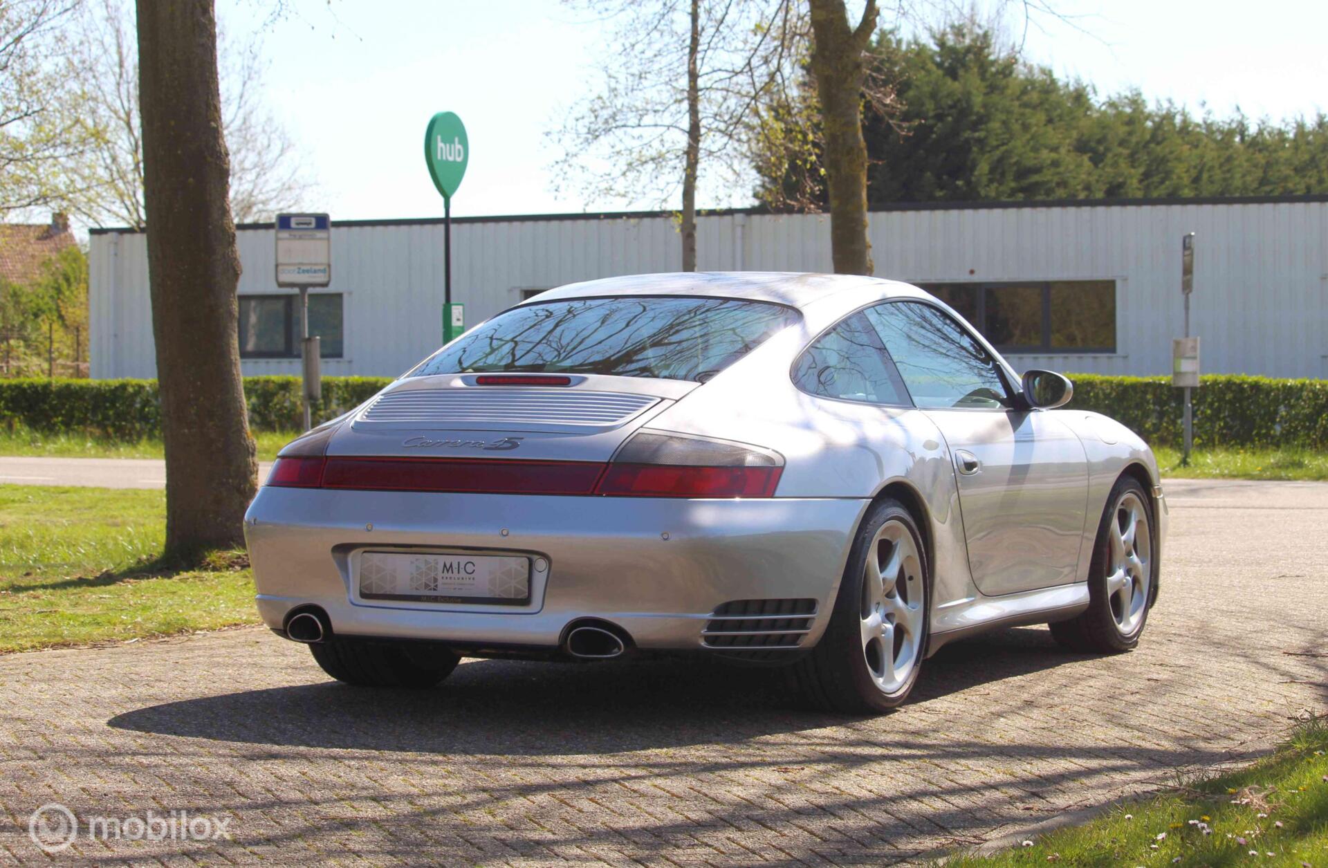 Foto van Porsche 911 Carrera 4s