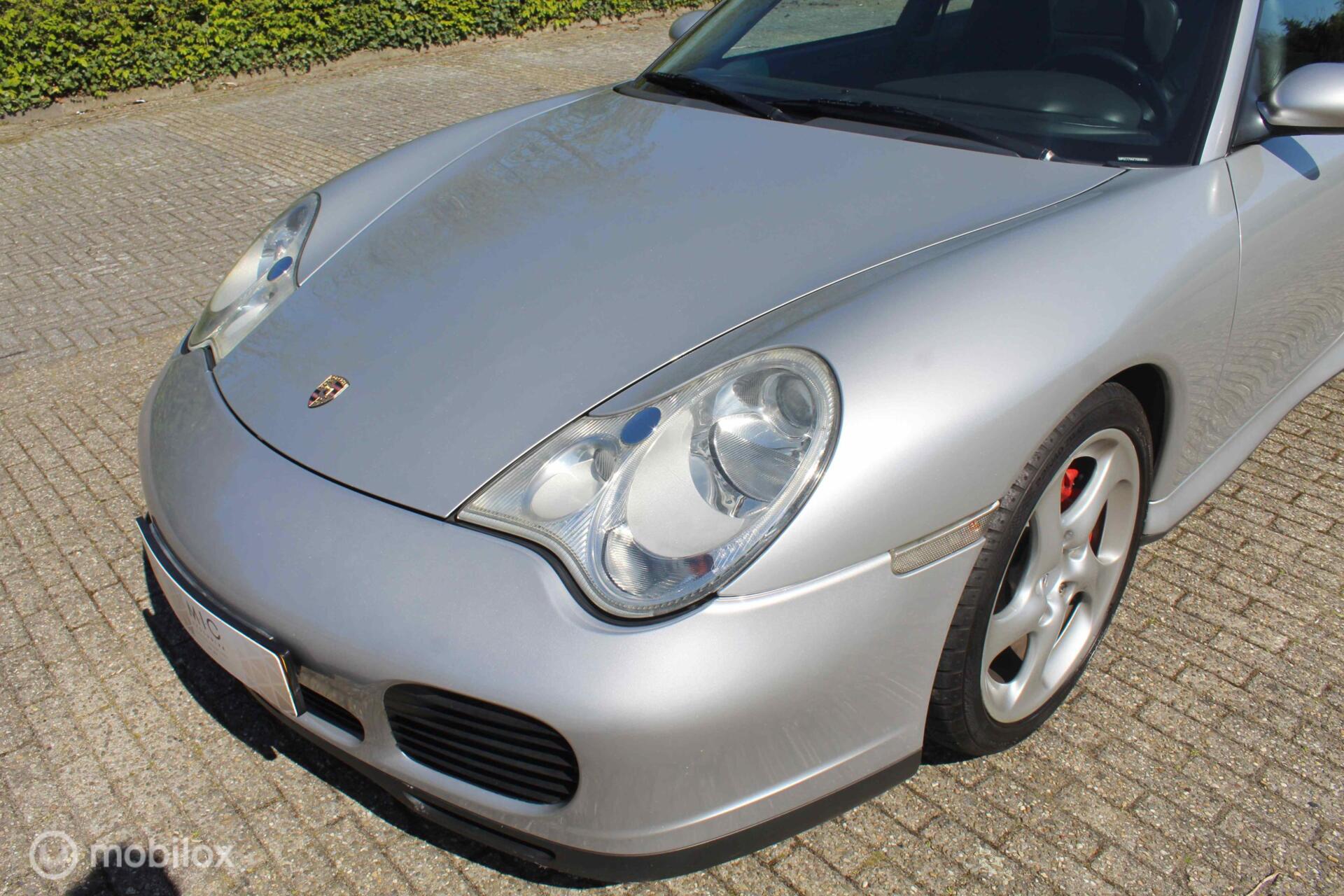Foto van Porsche 911 Carrera 4s
