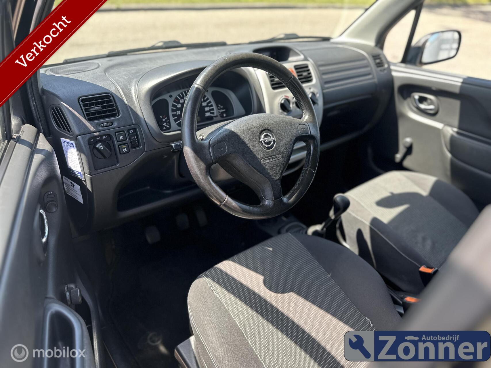 Foto van Opel Agila