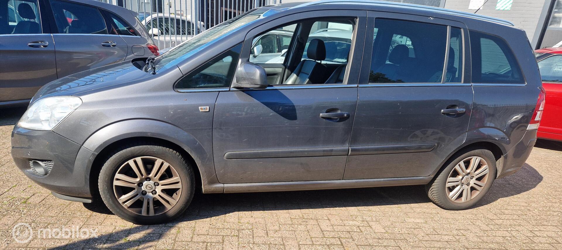 Foto van Opel Zafira