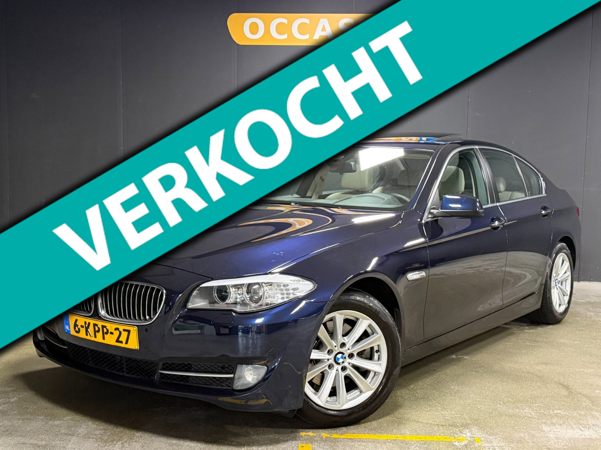 BMW 5er Reihe 520i|KANTELDAK|PDC|TREKHAAK|SFEER|CAMERA|STOELV|CRUISE|LEDER|17INCH| 2013 - voorkant