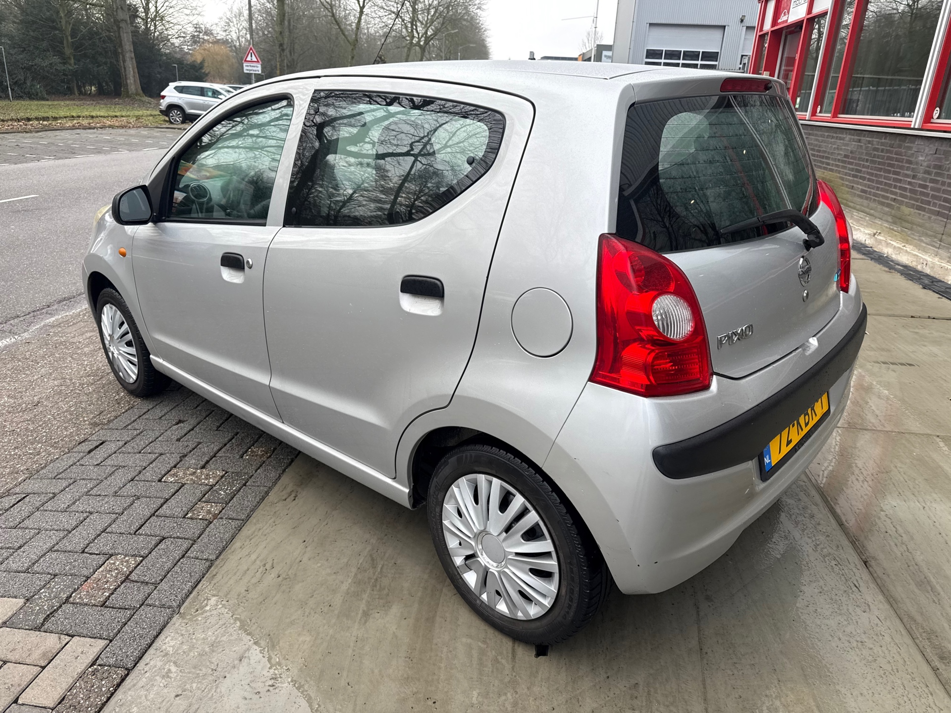 Foto van Nissan Pixo
