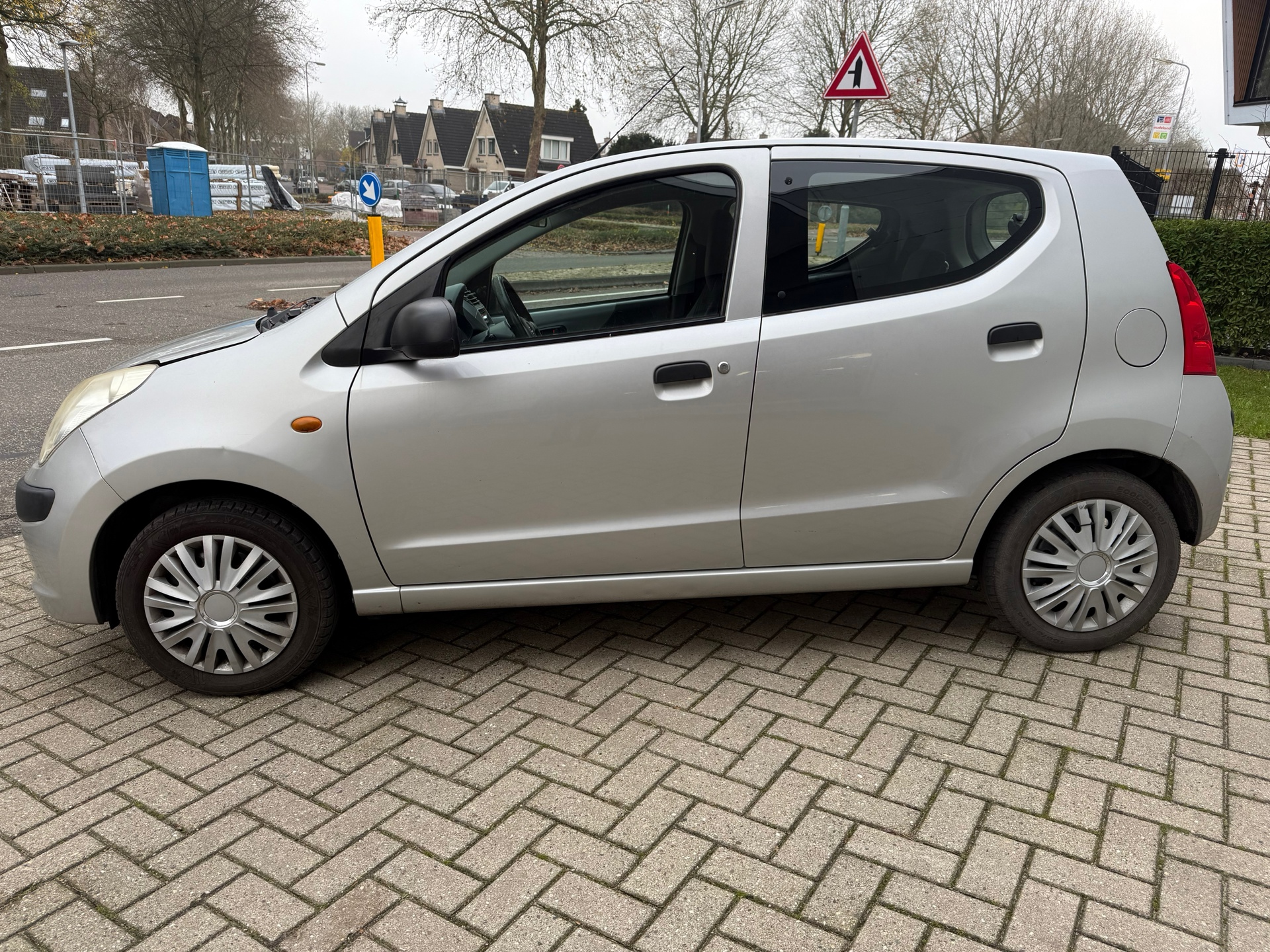 Foto van Nissan Pixo