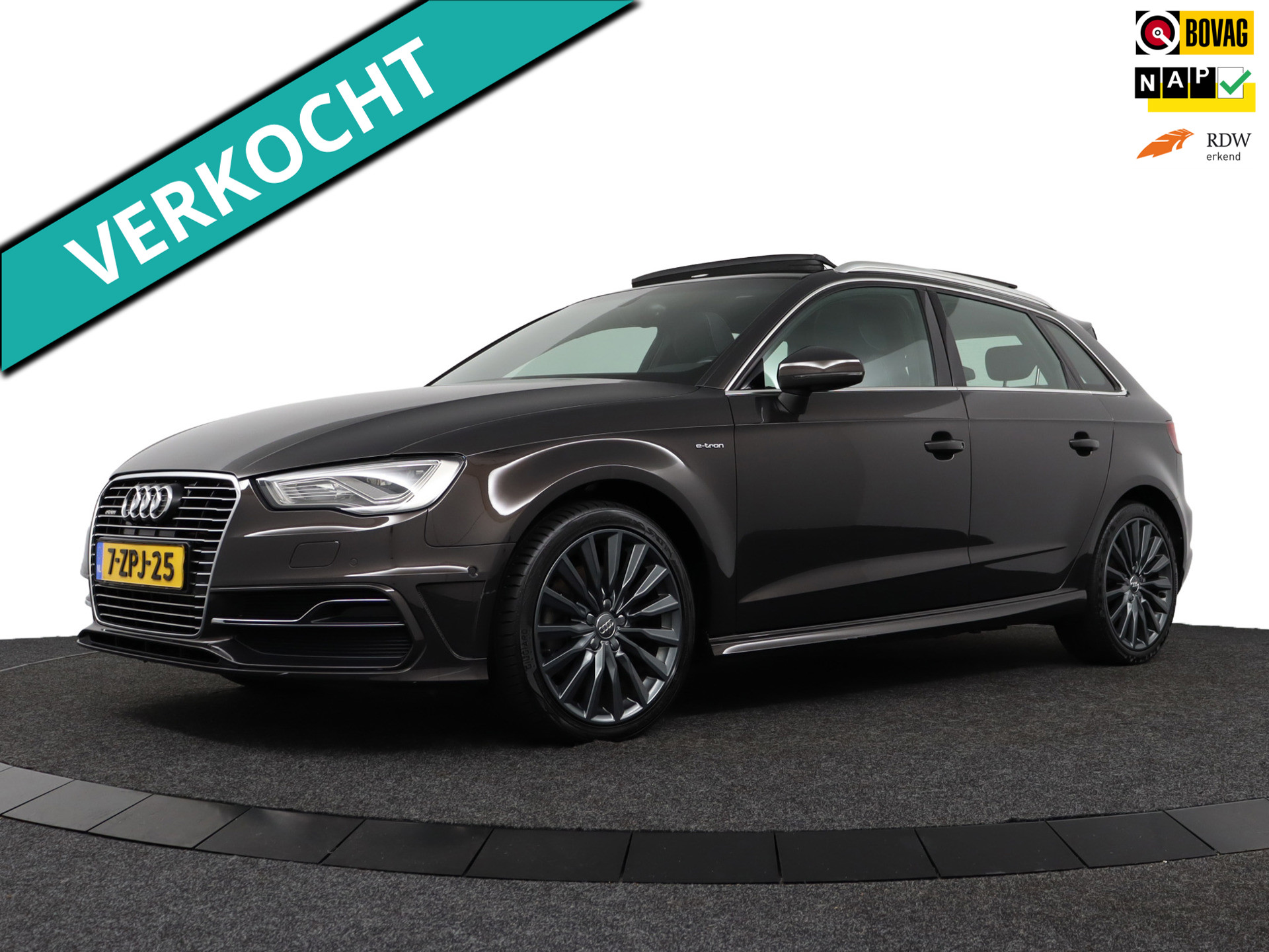 Audi A3 Sportback E-tron 1.4 e-tron PHEV Ambition Pro Line plus S-Line Camera/Navi/Pano-dak 2015 - voorkant