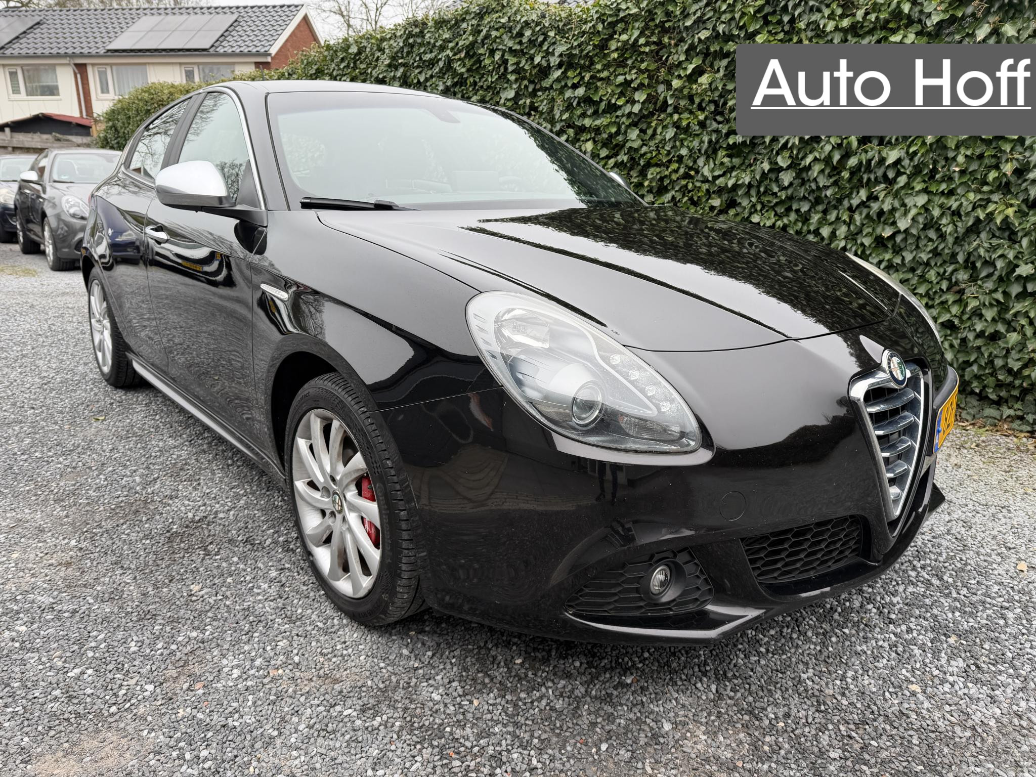 Alfa Romeo Giulietta 1.4 T Distinctive 2012 - voorkant