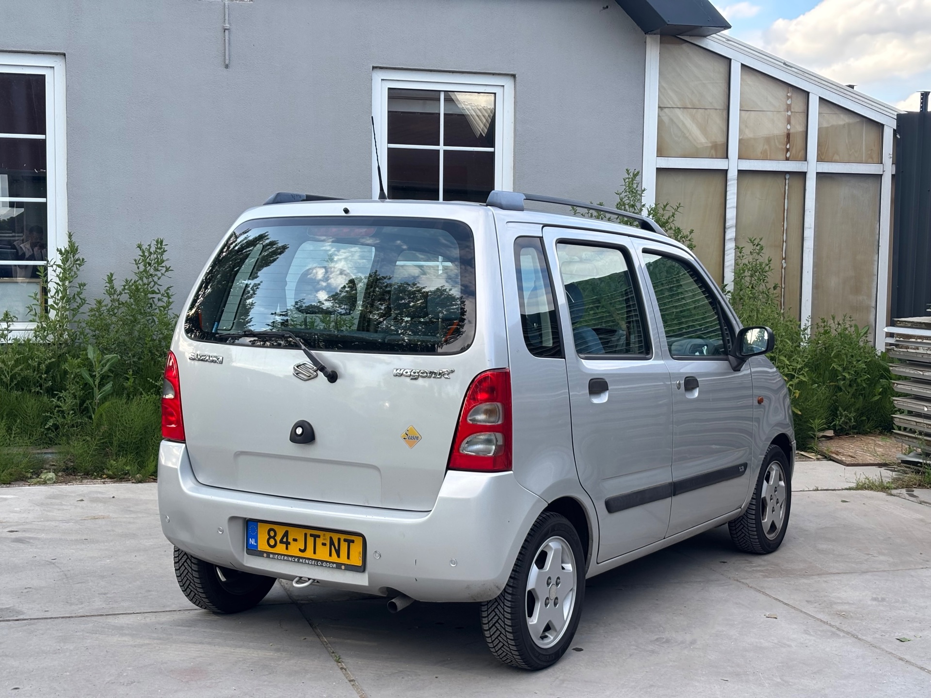 Foto van Suzuki Wagon R