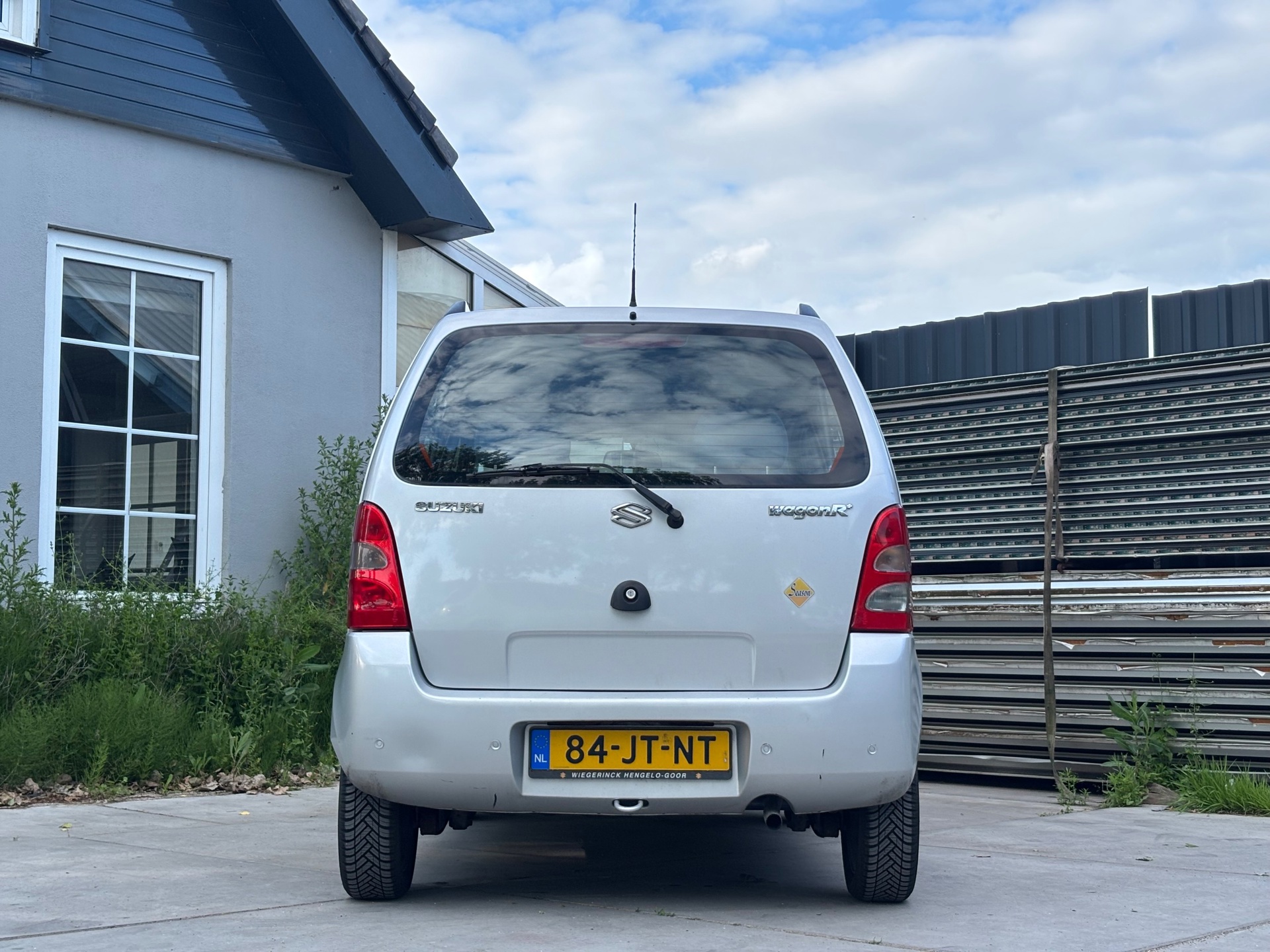 Foto van Suzuki Wagon R