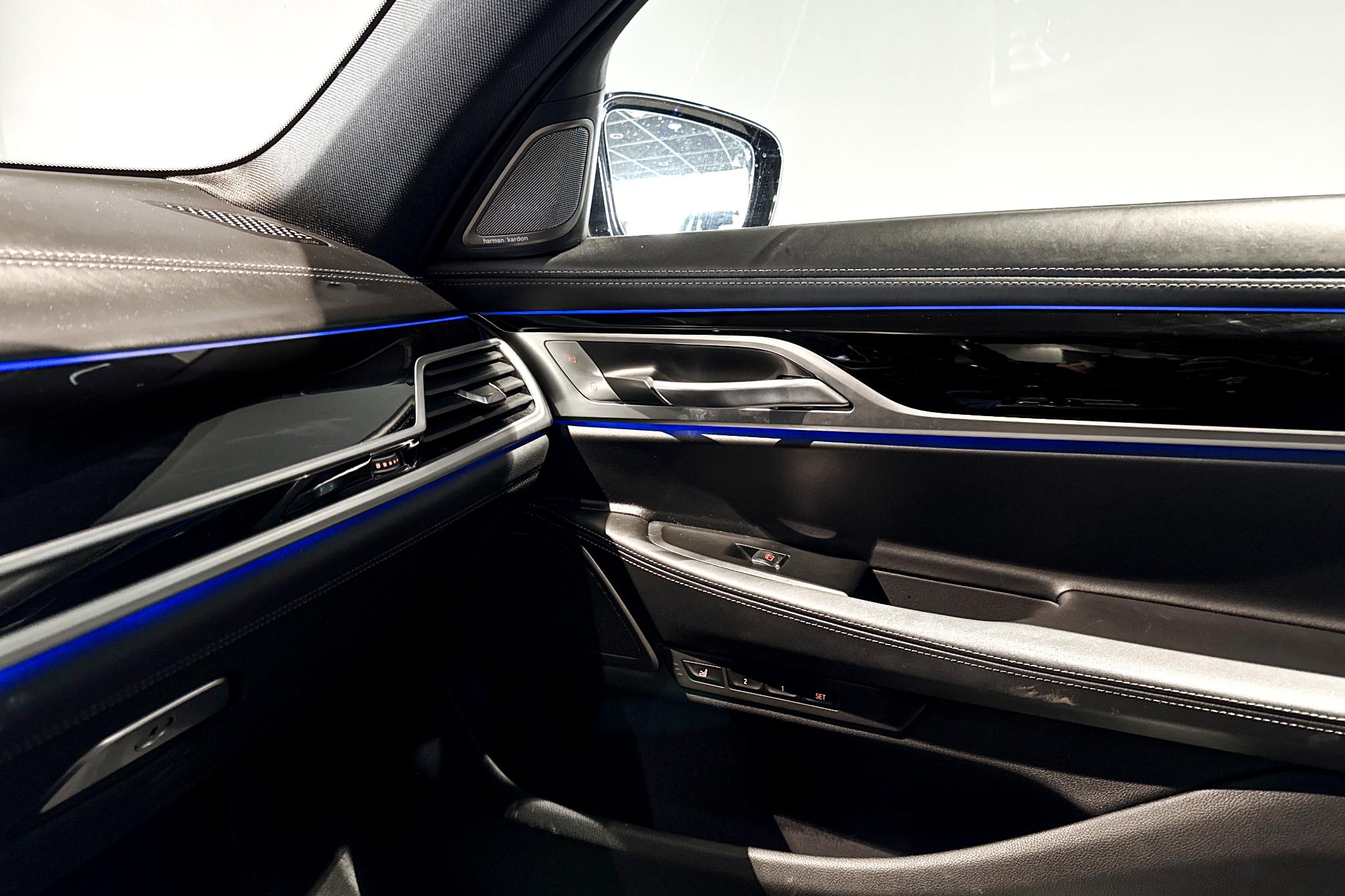 Foto van BMW 745e
