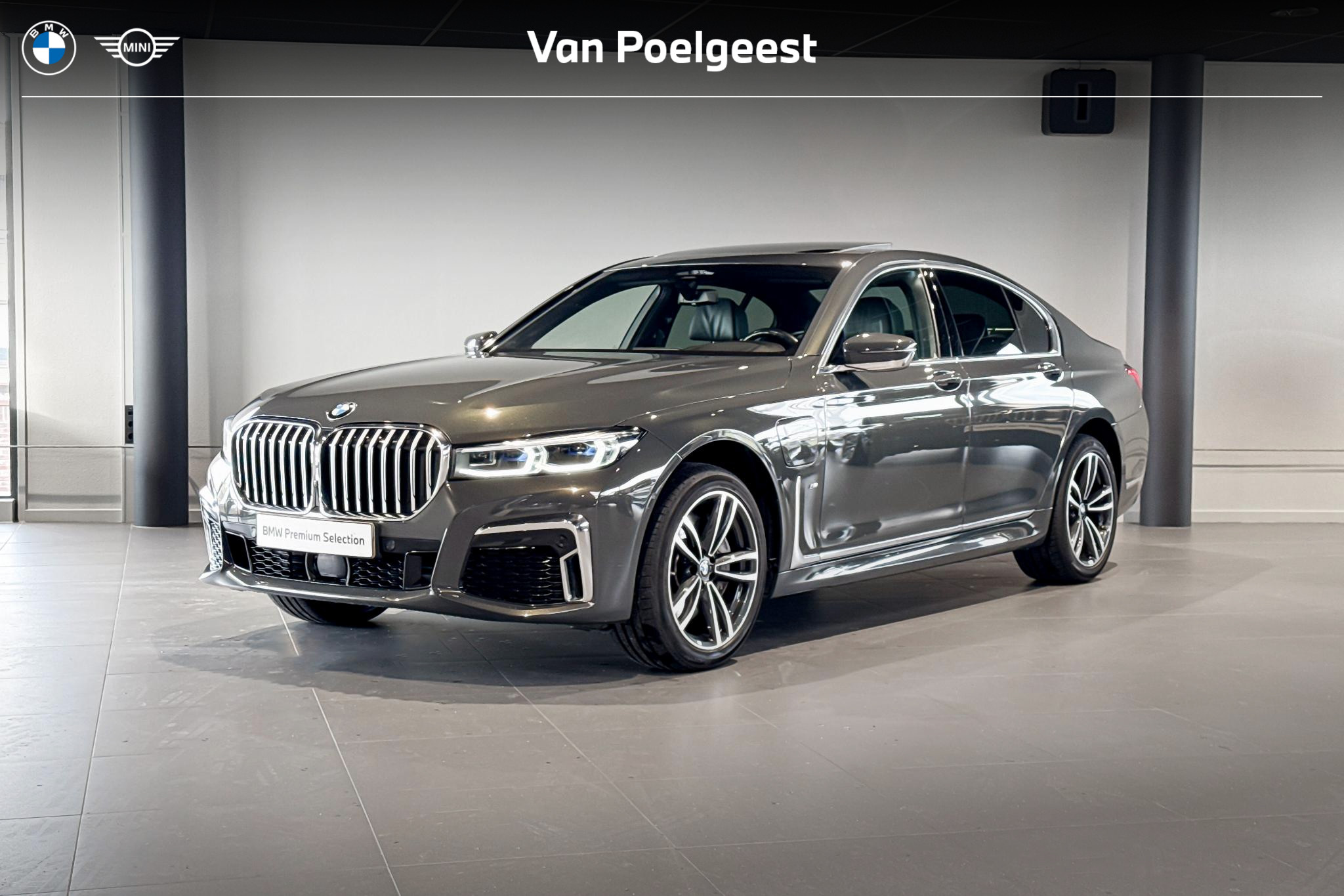 BMW 745e 745e High Executive 2019 - voorkant