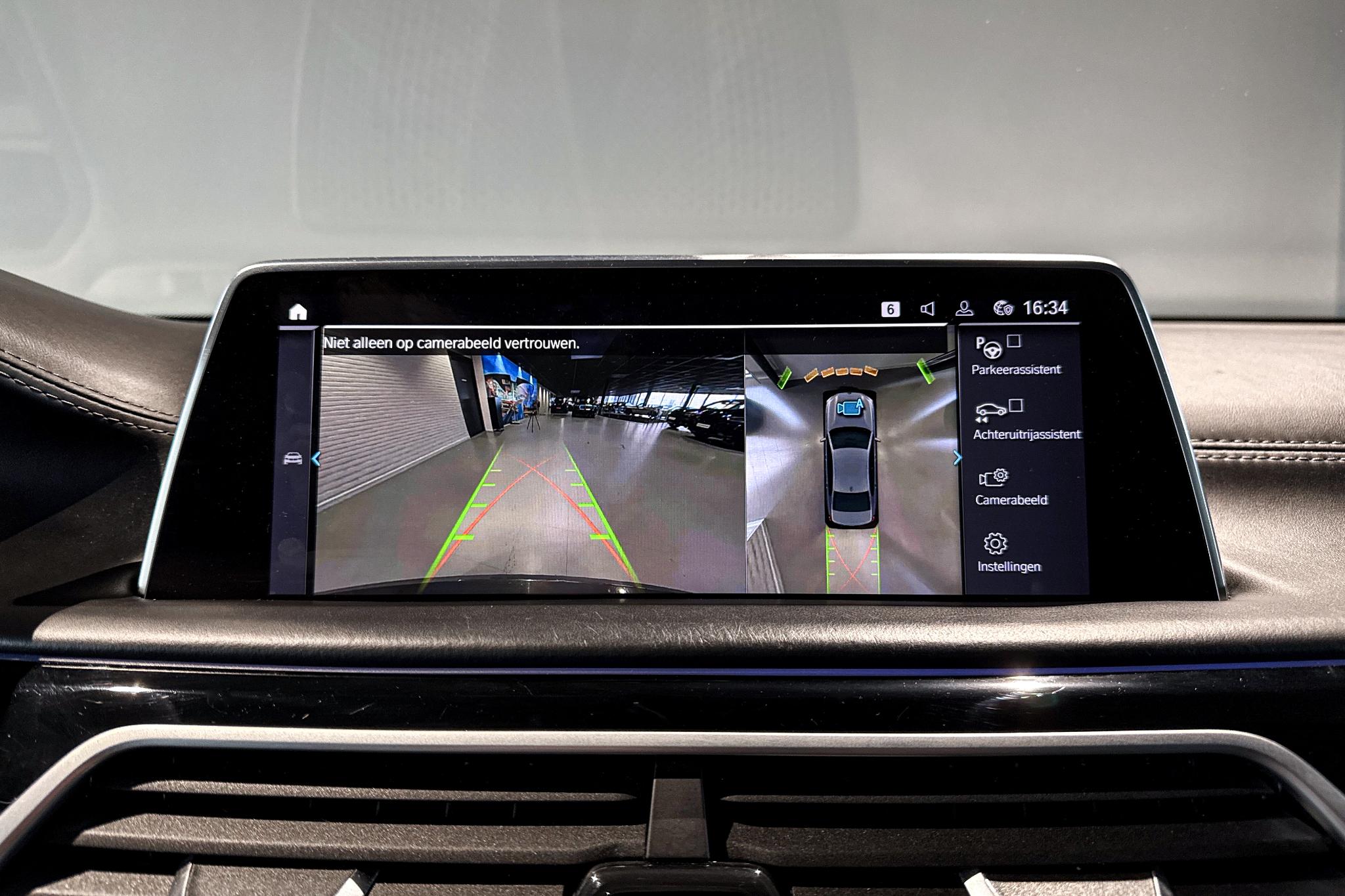 Foto van BMW 745e
