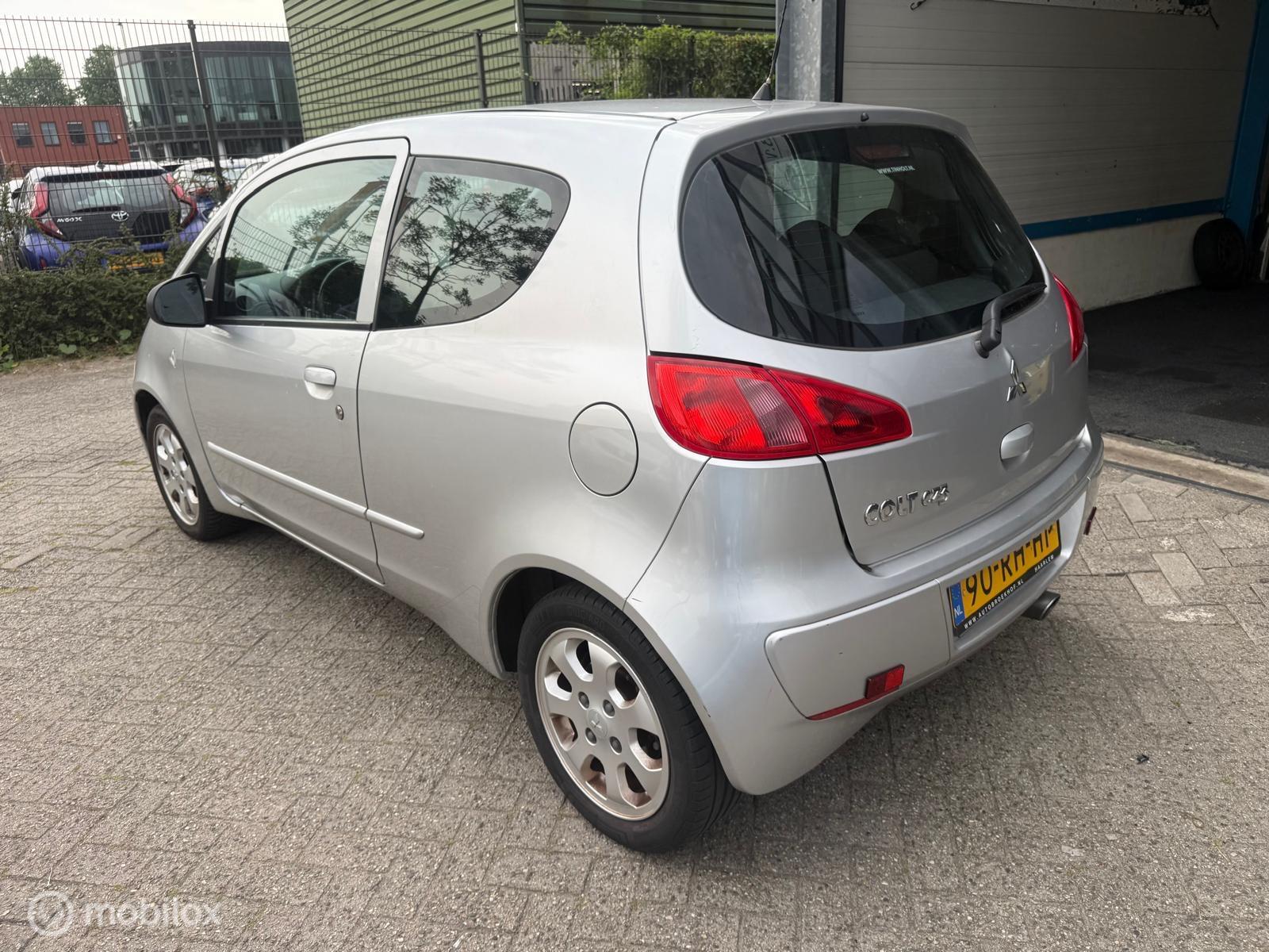 Foto van Mitsubishi Mitsubishi Colt