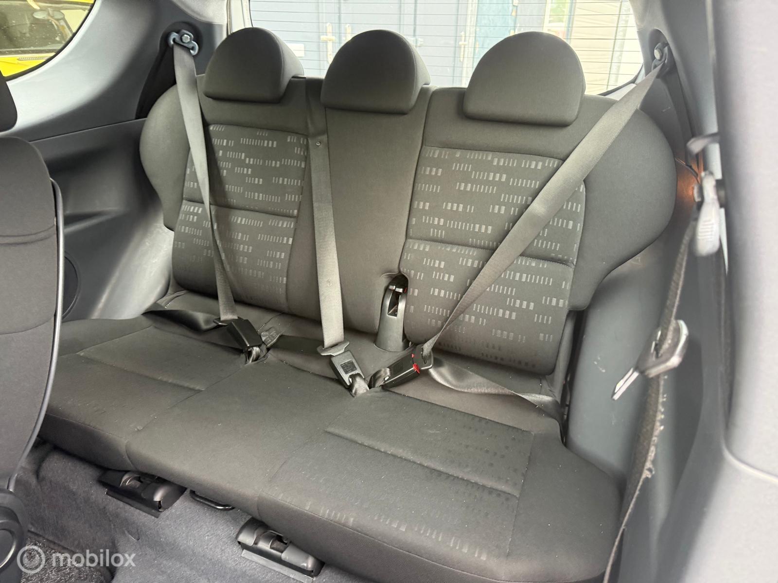 Foto van Mitsubishi Mitsubishi Colt