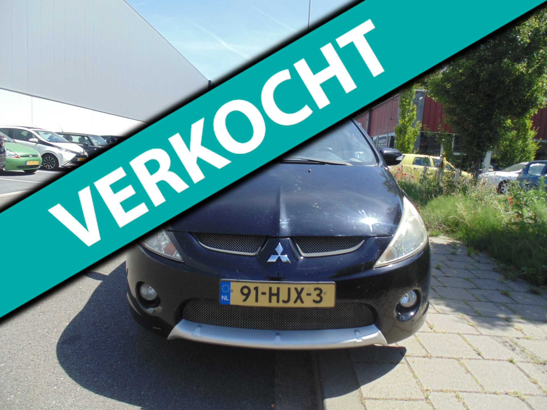 Mitsubishi Mitsubishi Grandis 2.4-16V InSport met airco navi 7 set 2009 - voorkant