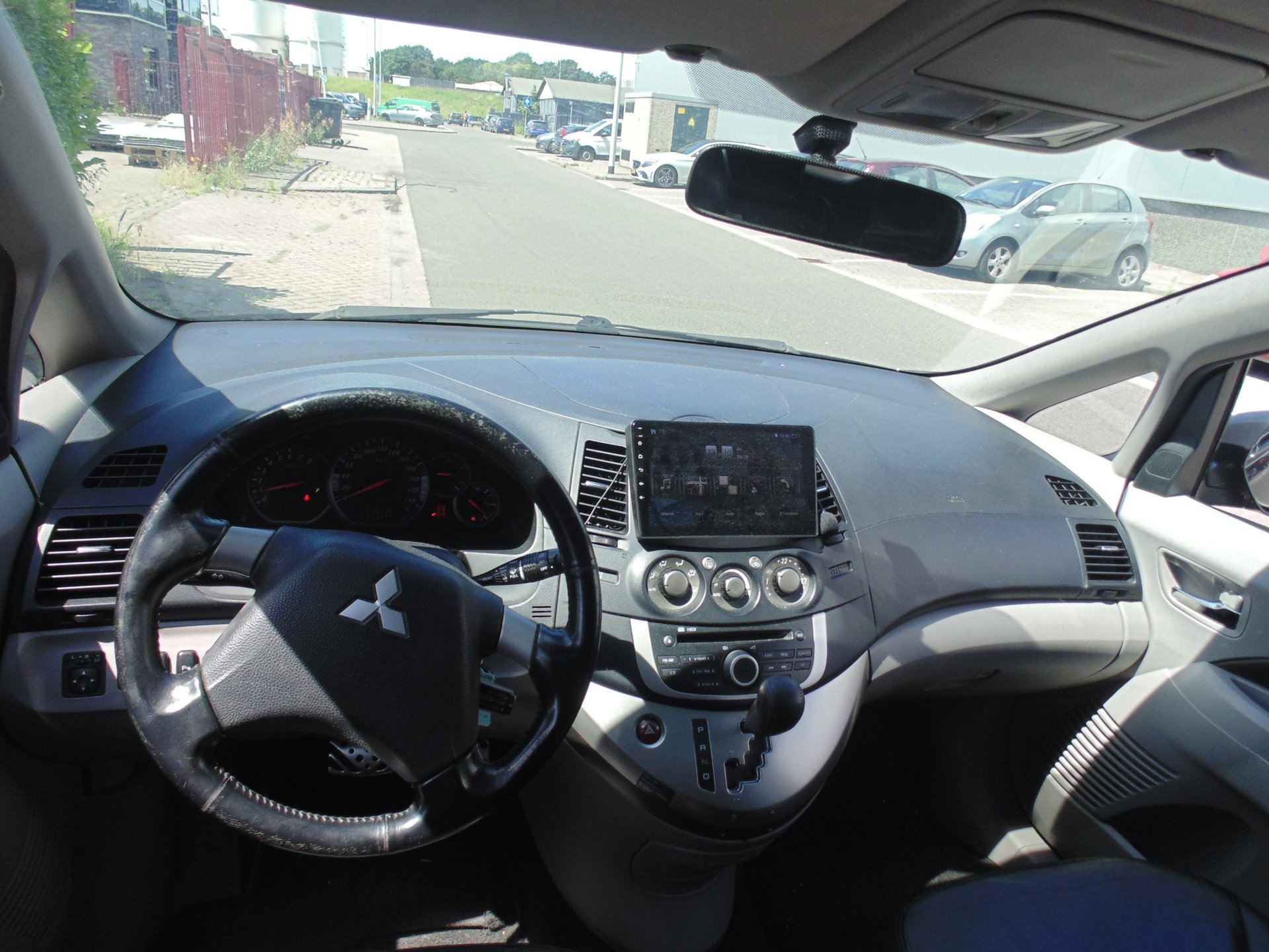 Foto van Mitsubishi Mitsubishi Grandis