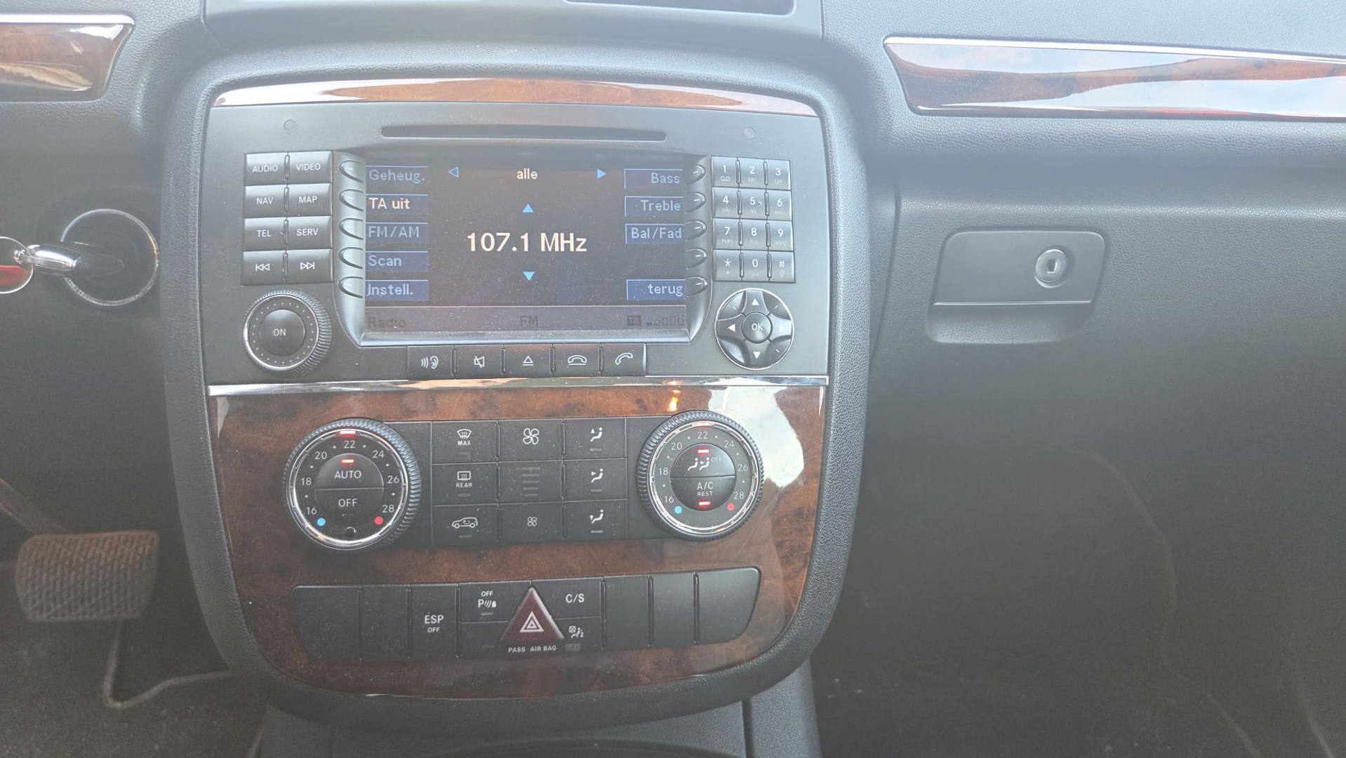 Foto van Mercedes-Benz R 280 CDI