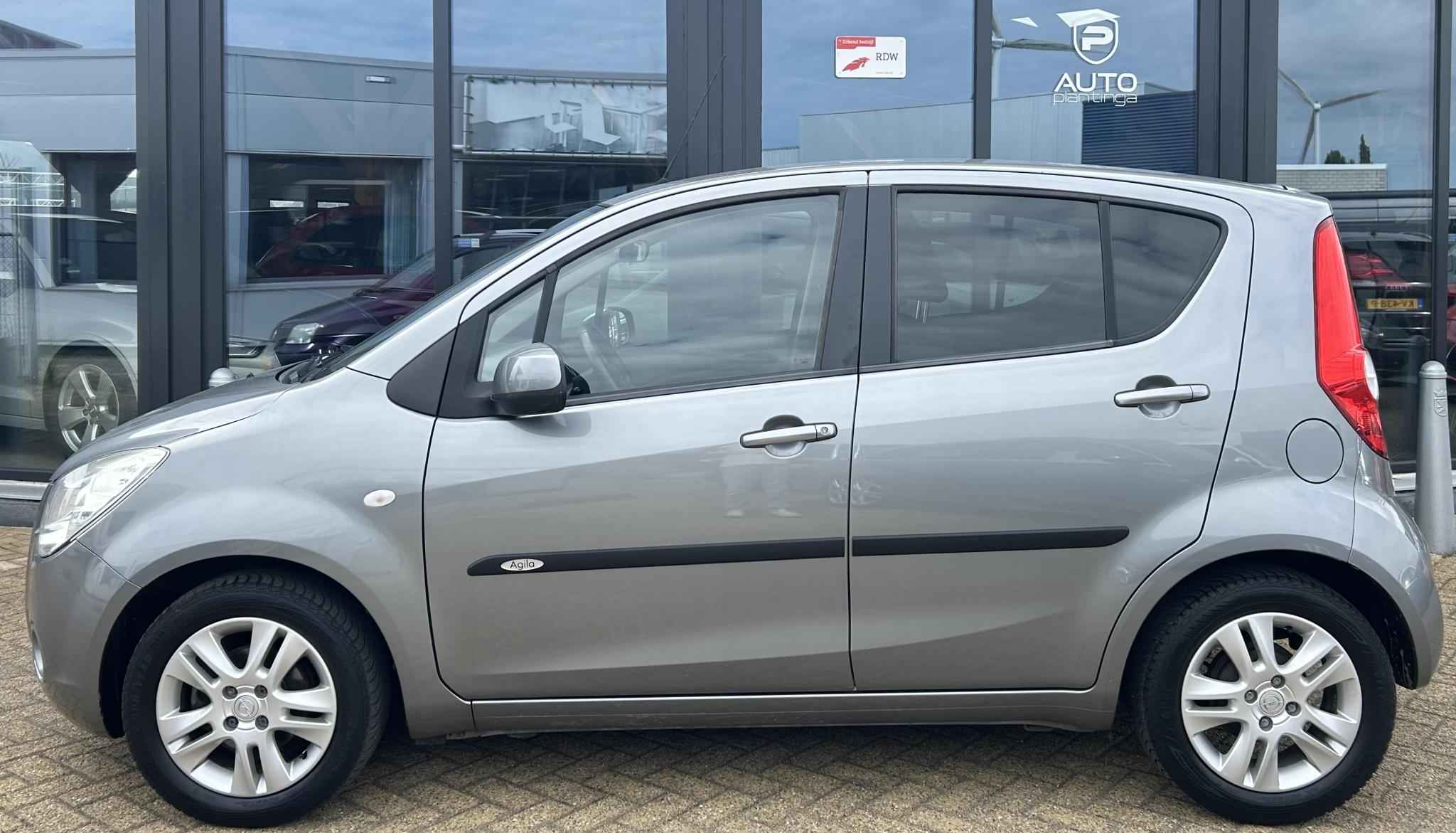 Foto van Opel Agila