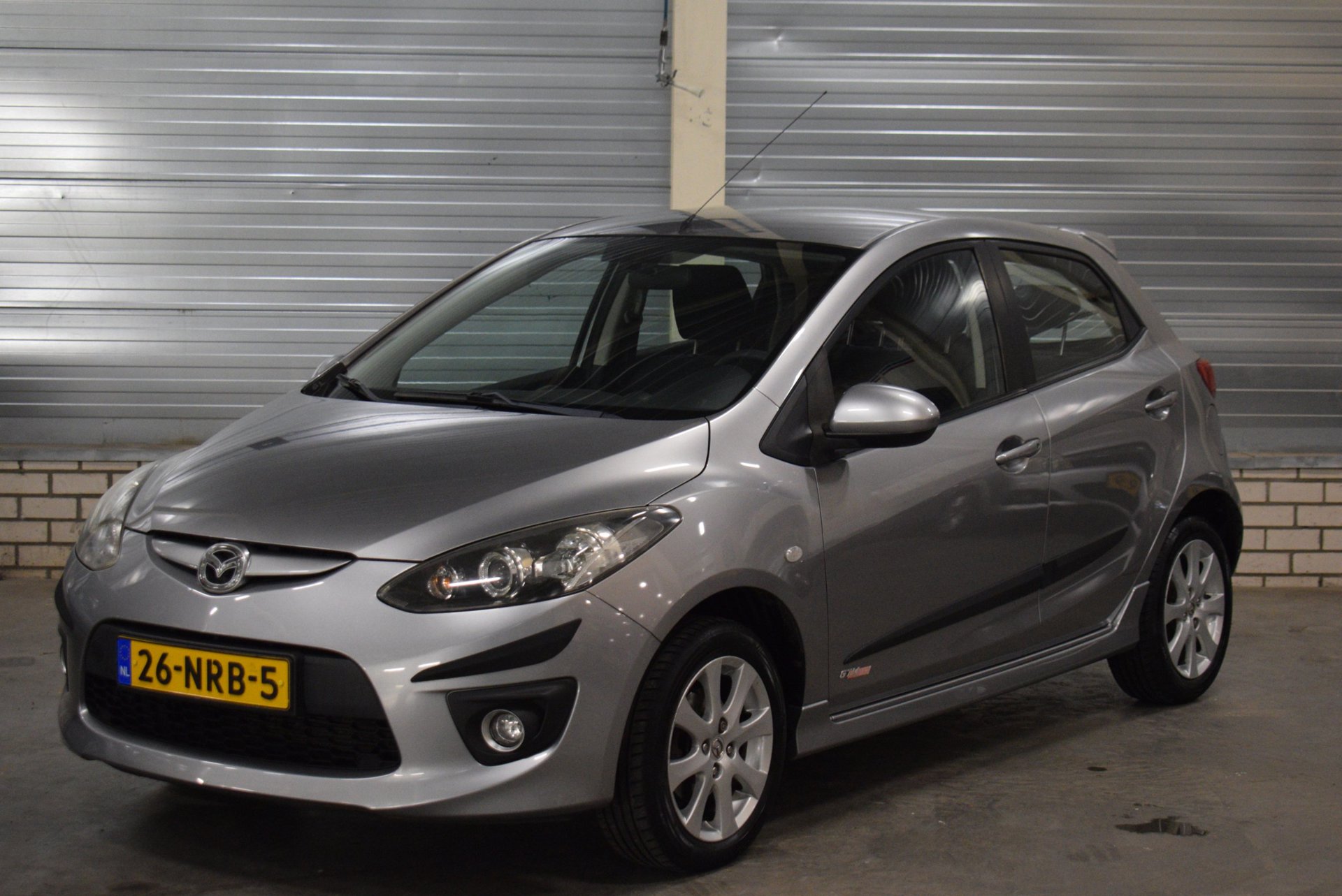 Mazda Mazda 2 1.3 GT-M Line  89.000KM!!! 2010 - voorkant