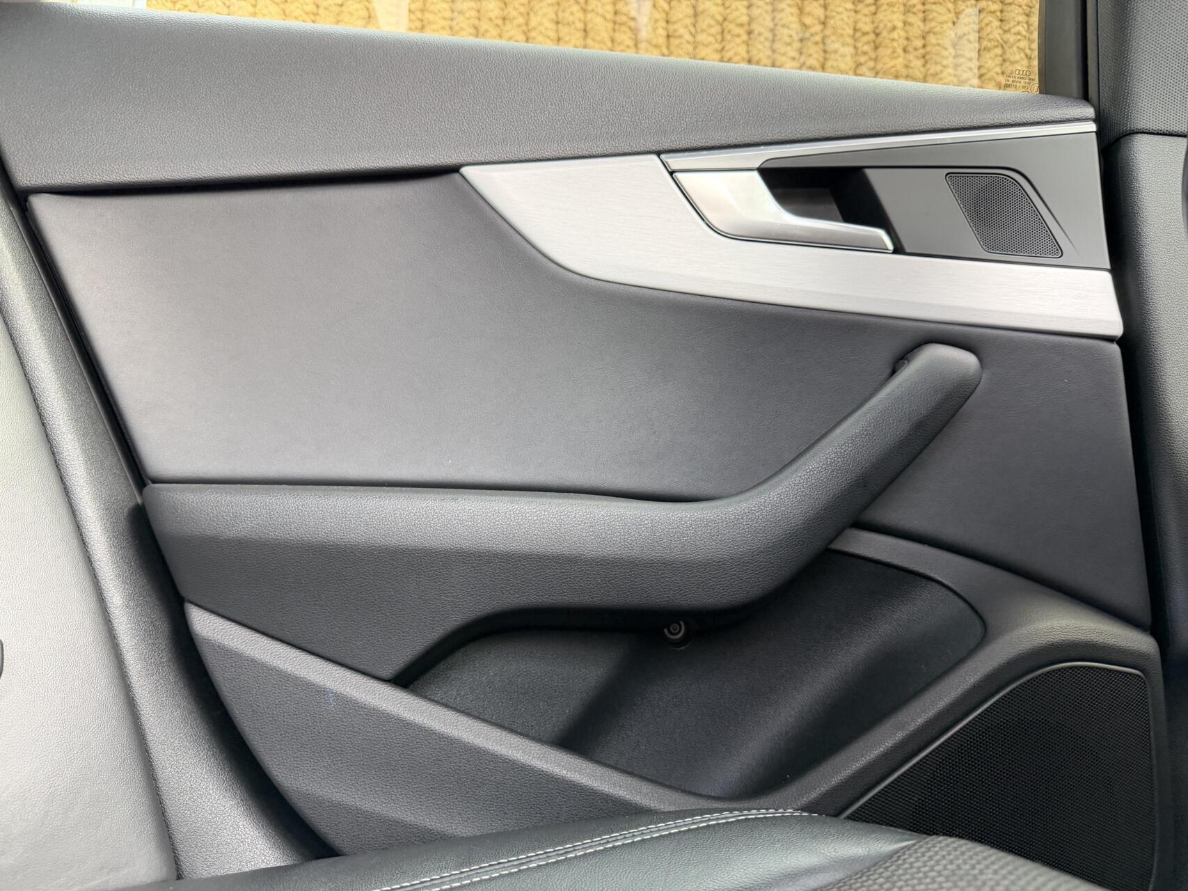 Foto van Audi A4 Limousine