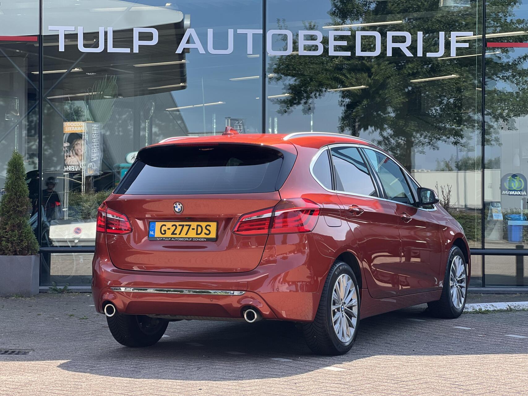 Foto van BMW 220i Active Tourer