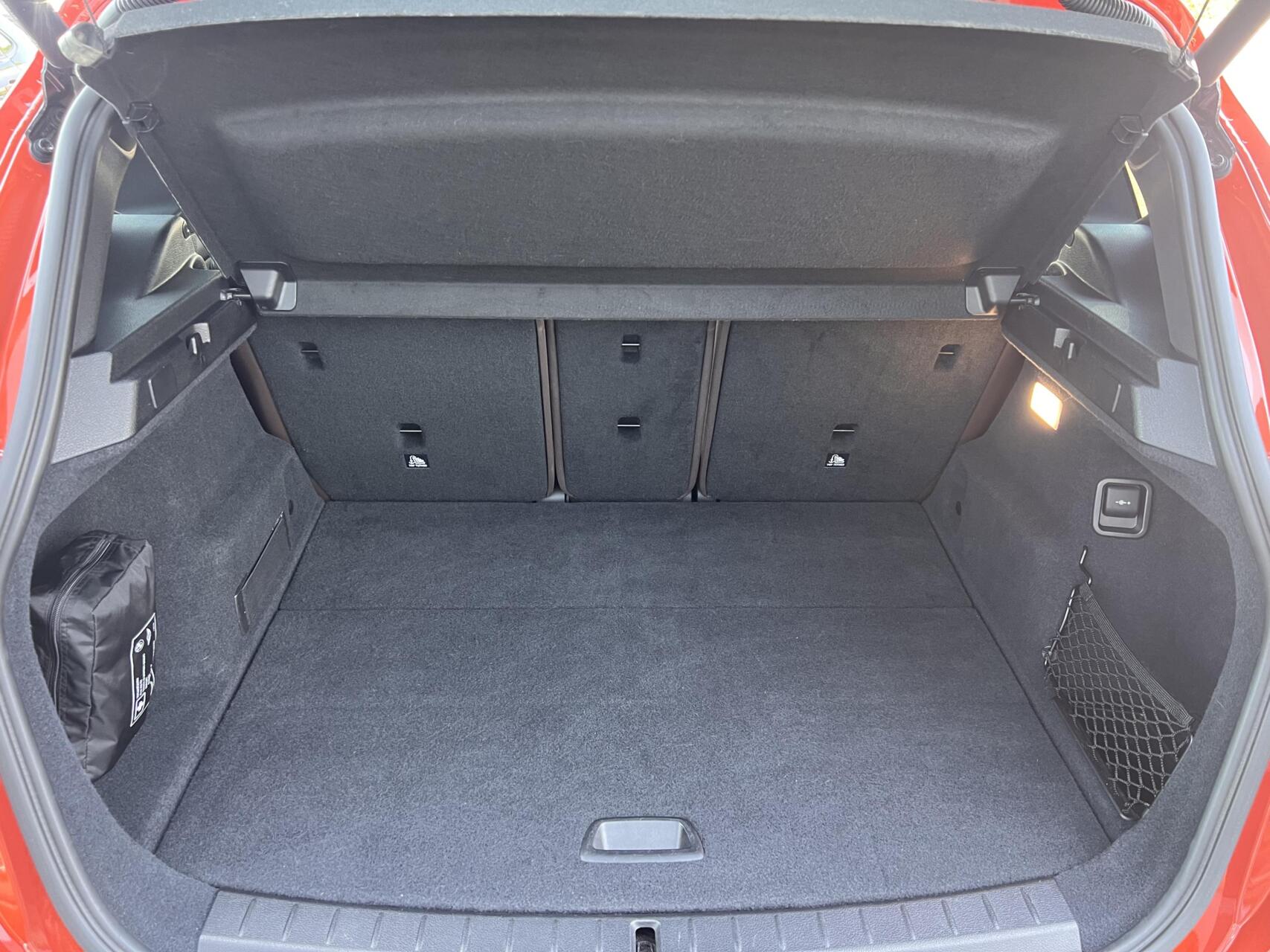 Foto van BMW 220i Active Tourer