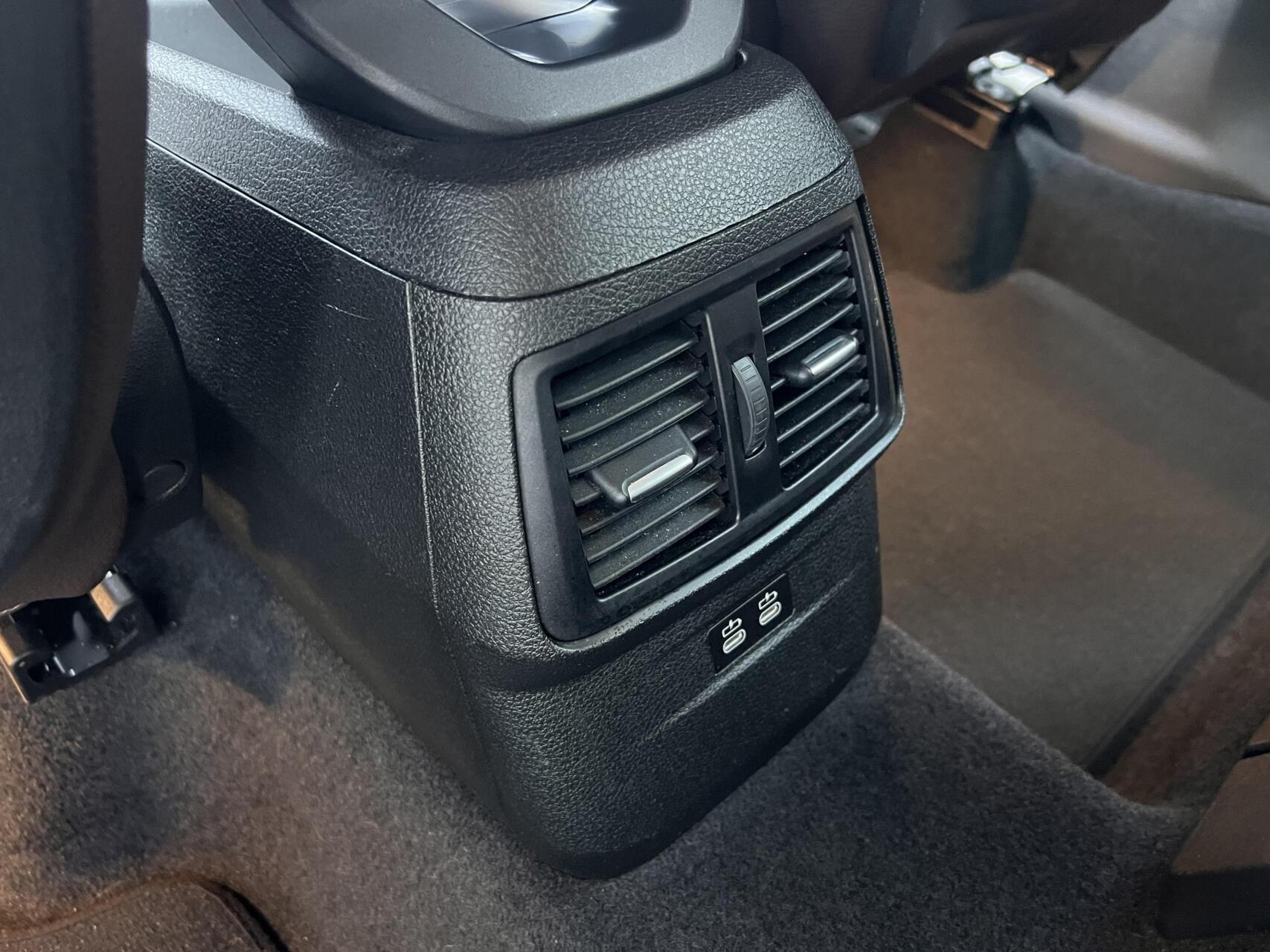 Foto van BMW 220i Active Tourer