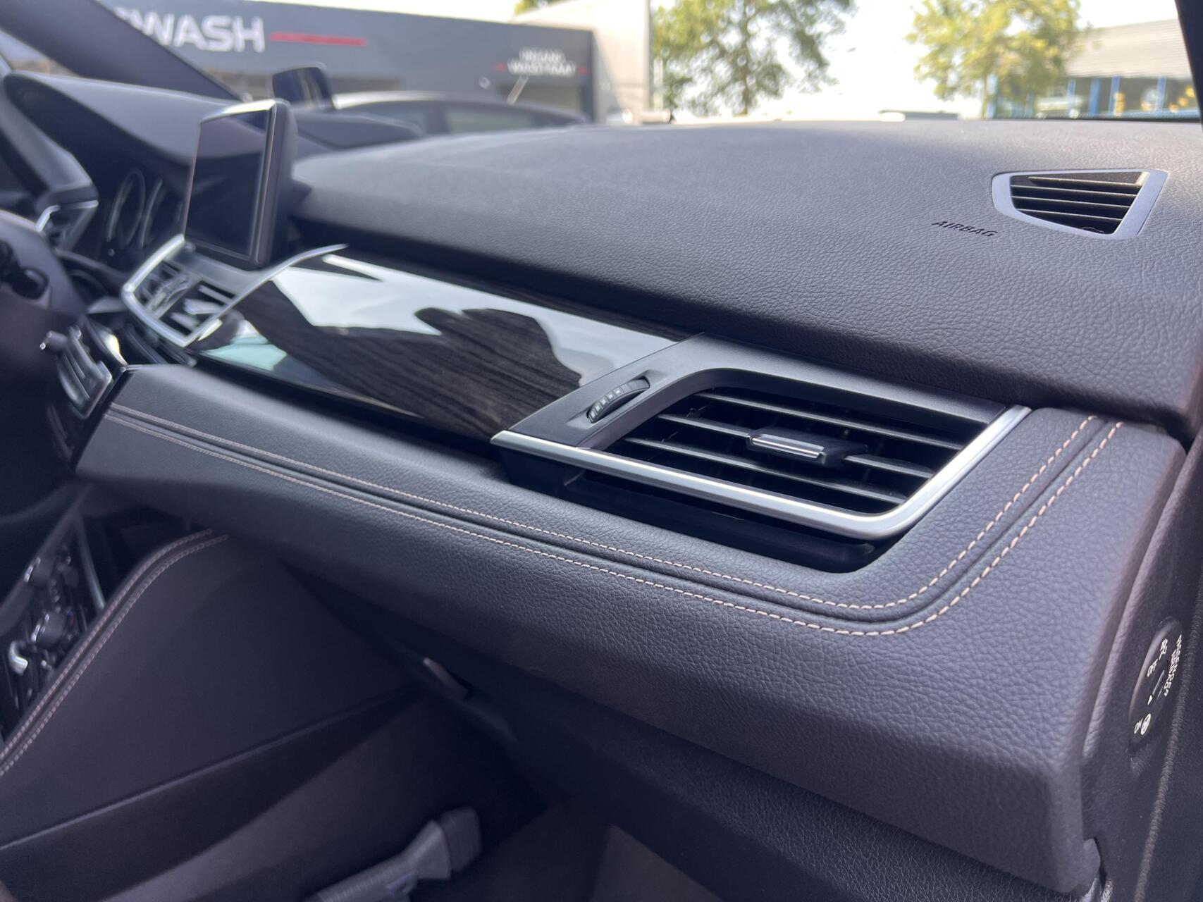 Foto van BMW 220i Active Tourer