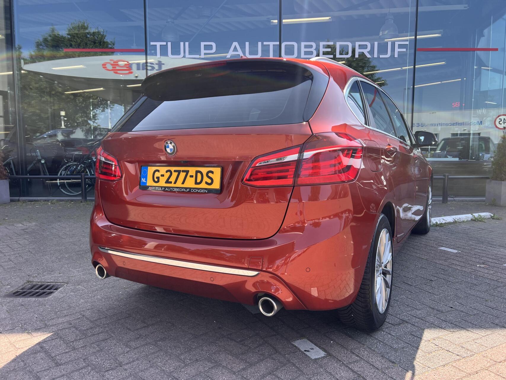 Foto van BMW 220i Active Tourer