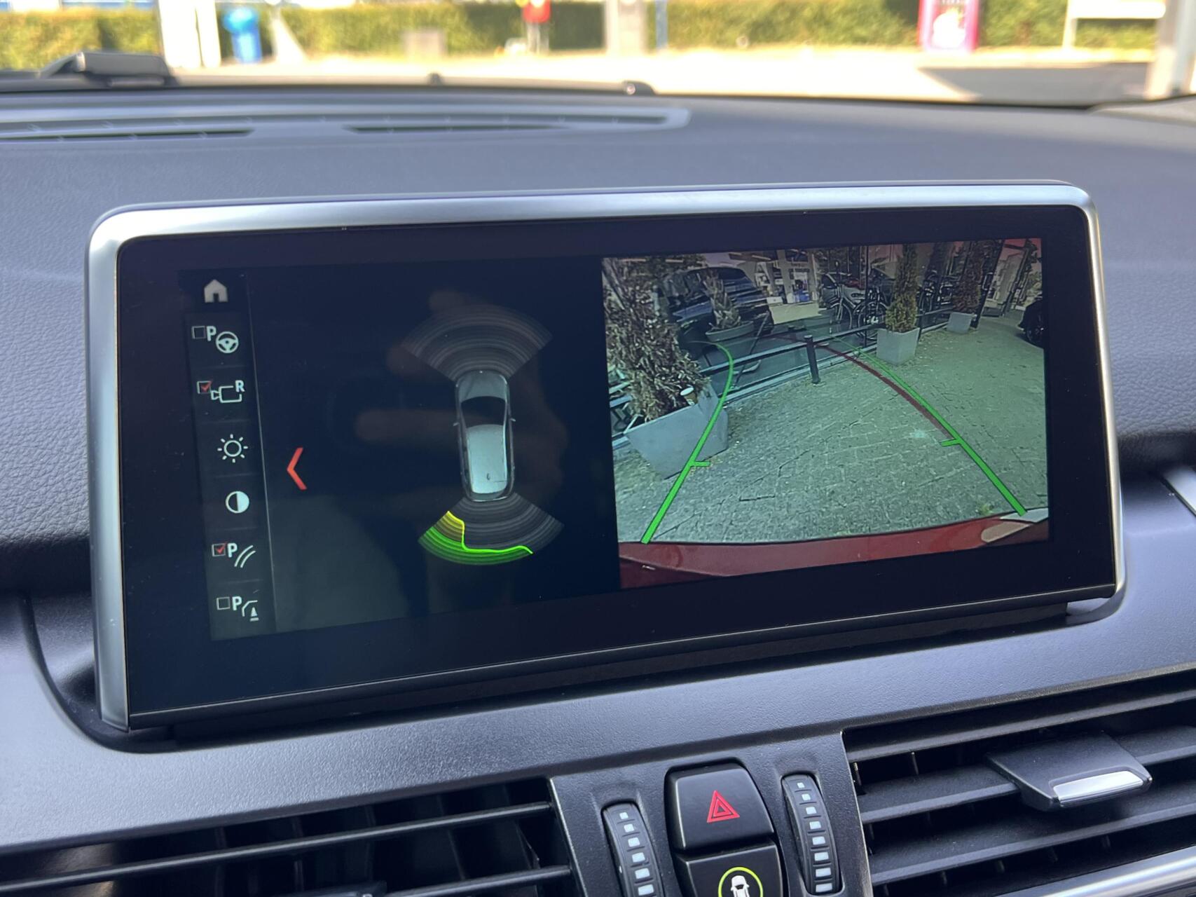 Foto van BMW 220i Active Tourer