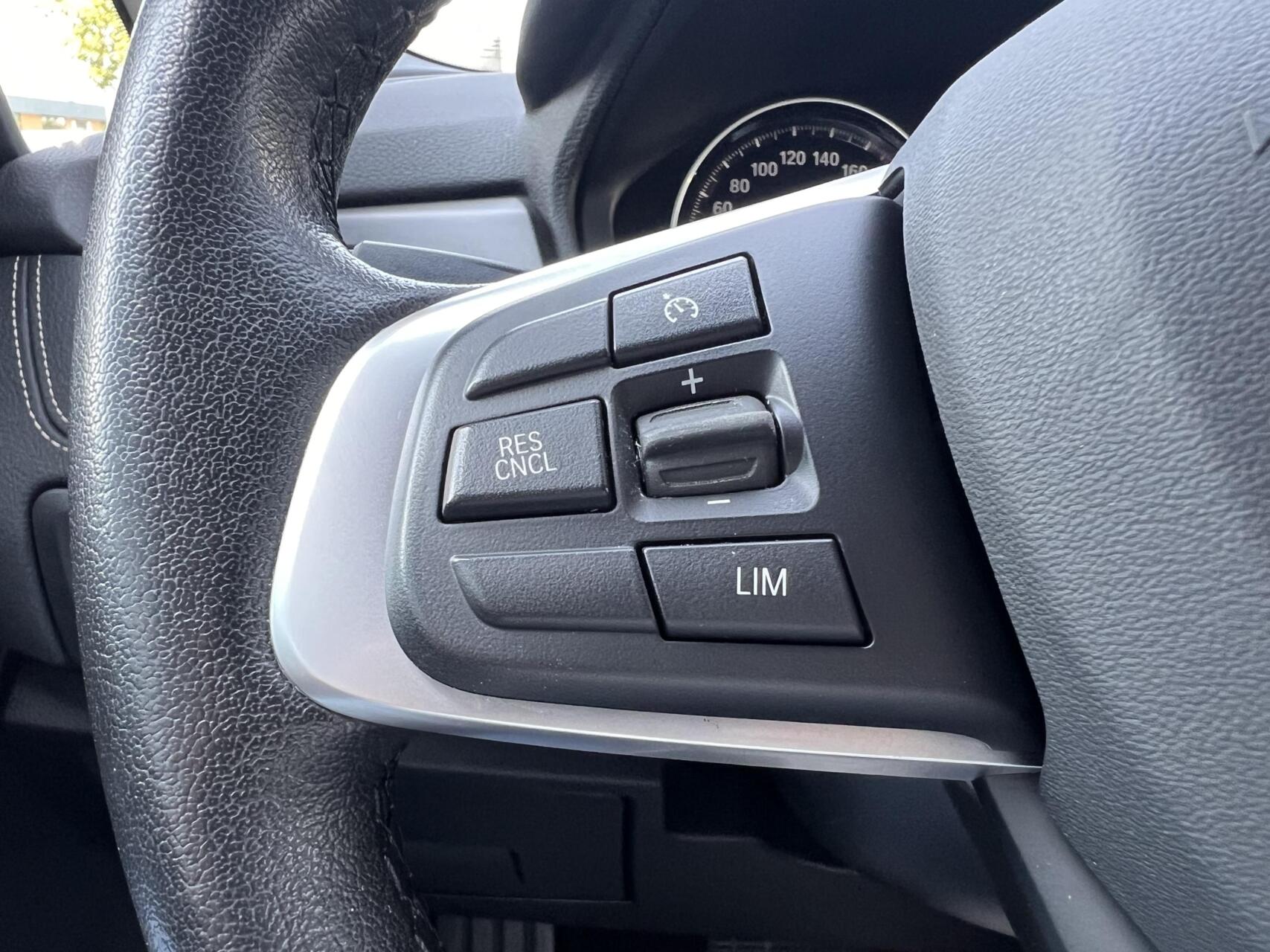 Foto van BMW 220i Active Tourer