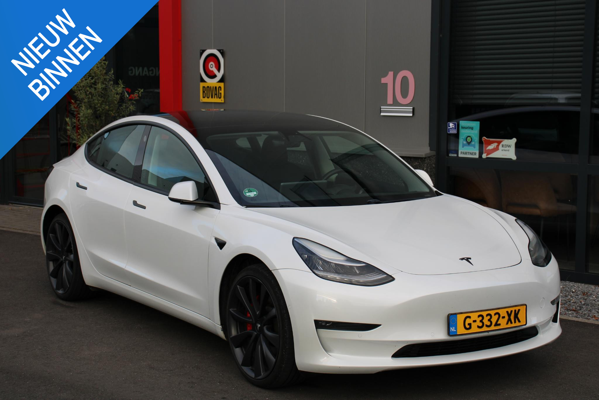 Foto van TESLA MODEL 3