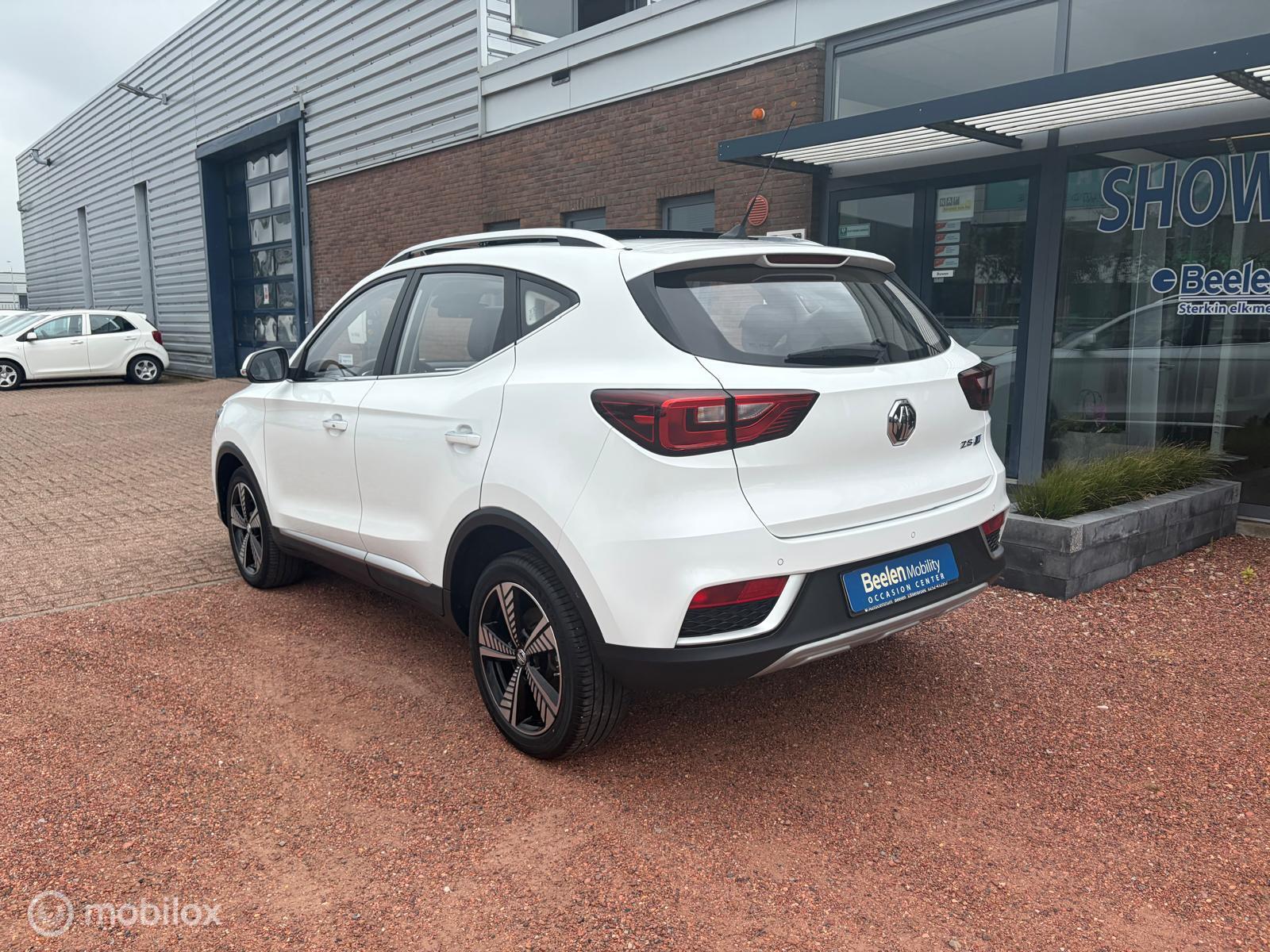 Foto van MG MG ZS Ev